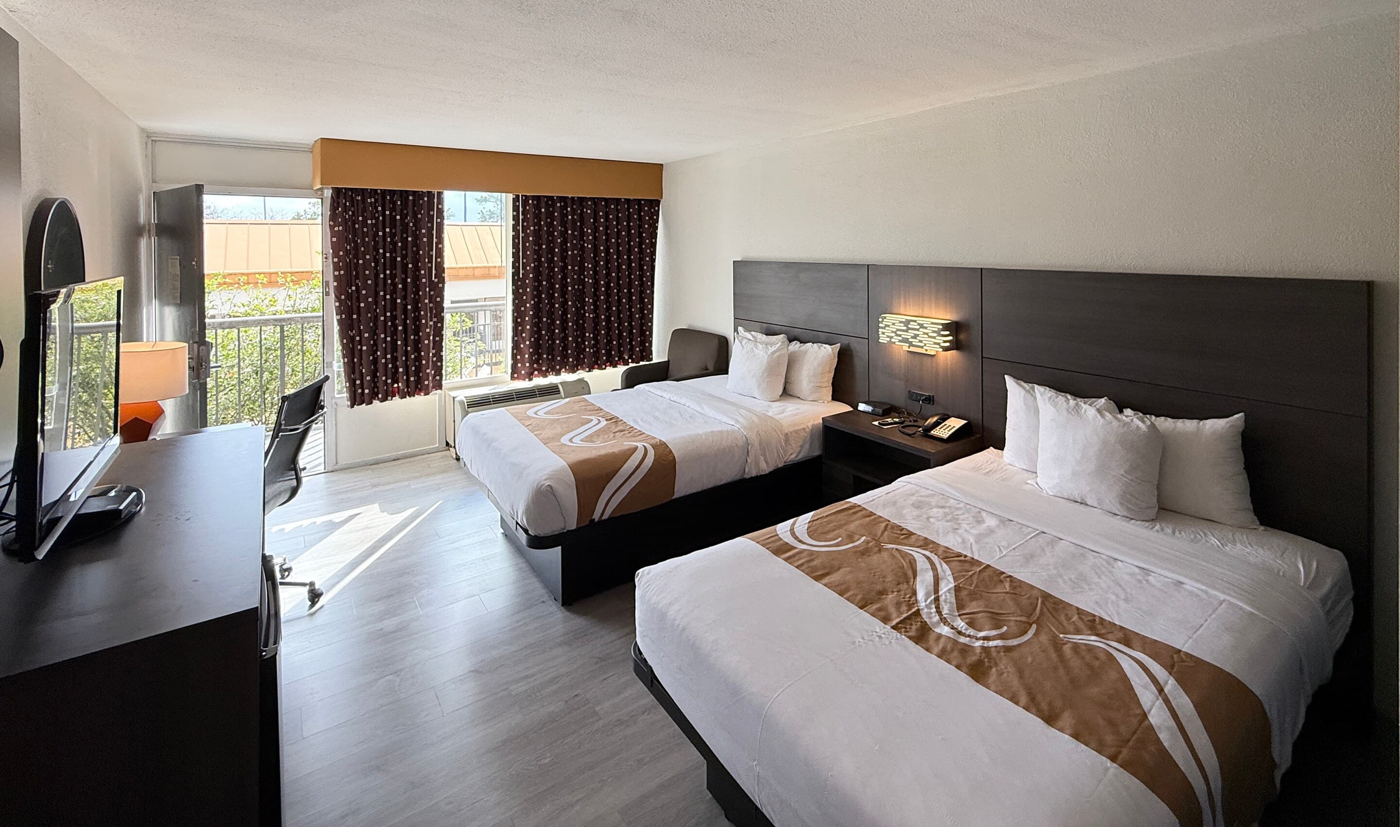 Quality Inn & Suites Baton Rouge West - Port Allen - Image 4