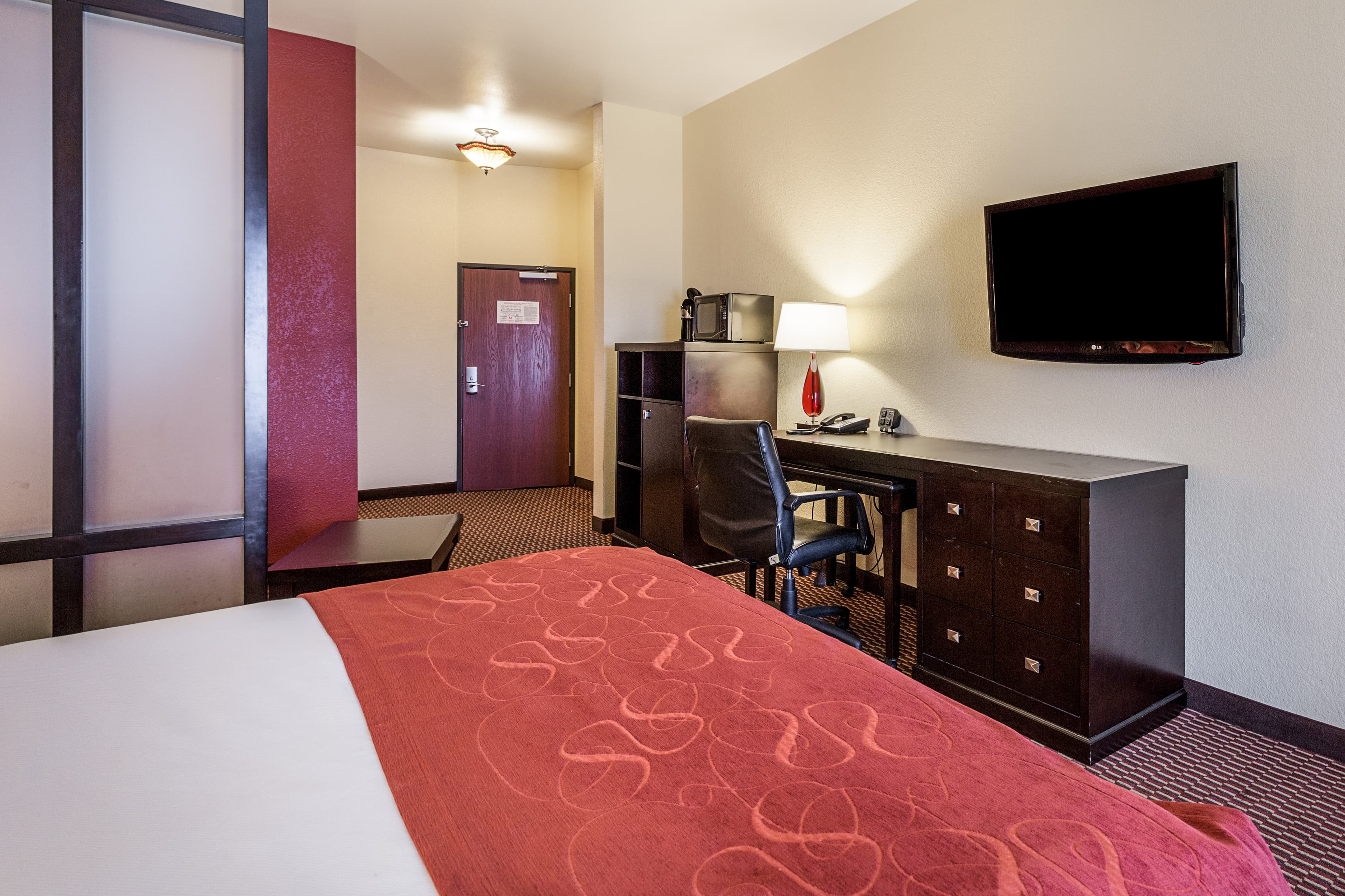 Comfort Suites Leesville near Fort Johnson — 10