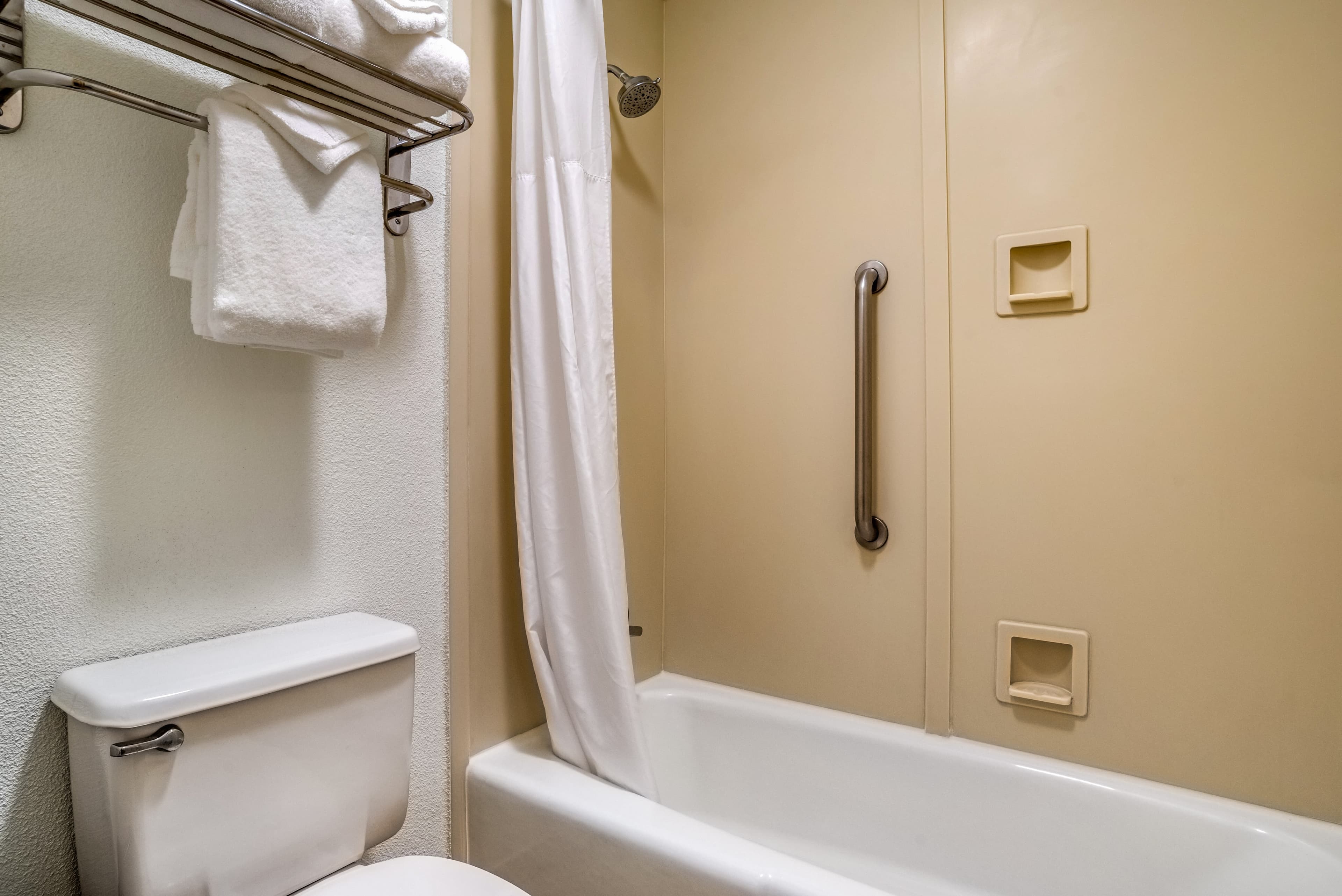 Clarion Inn Conference Center — 14