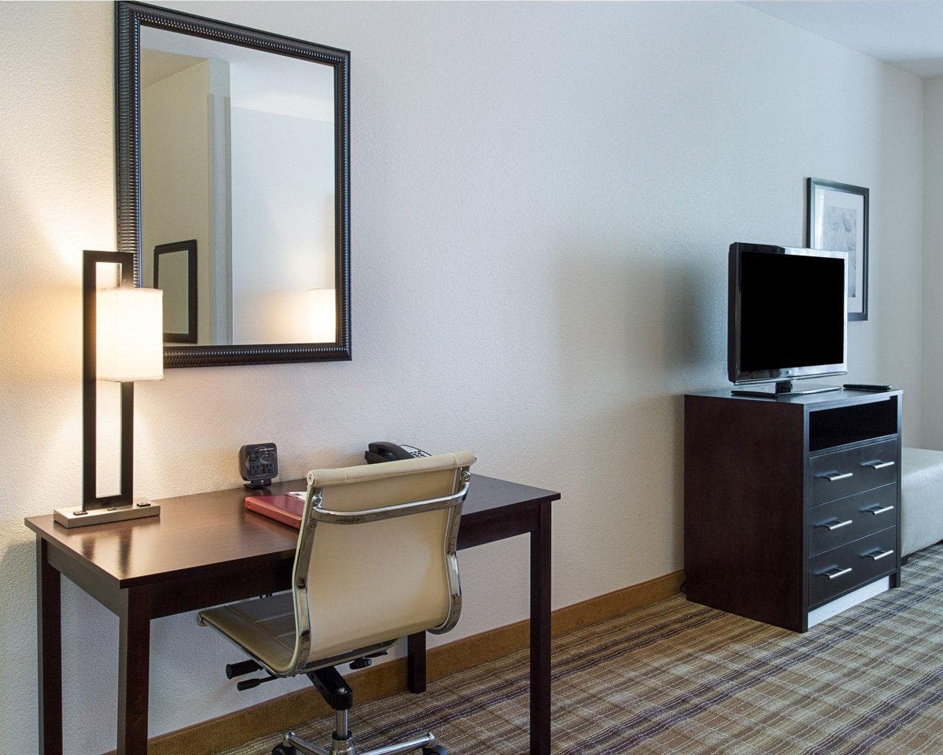 Comfort Suites Mandeville - Covington - Image 3