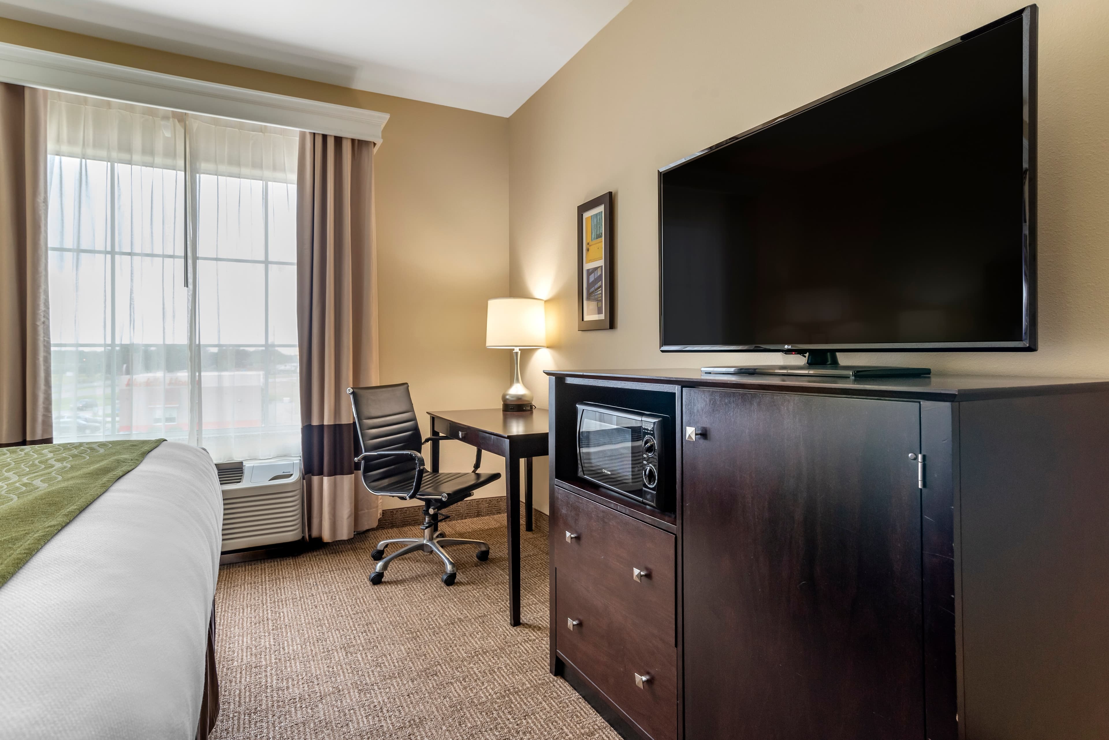 Comfort Inn & Suites Scott-West Lafayette — 7