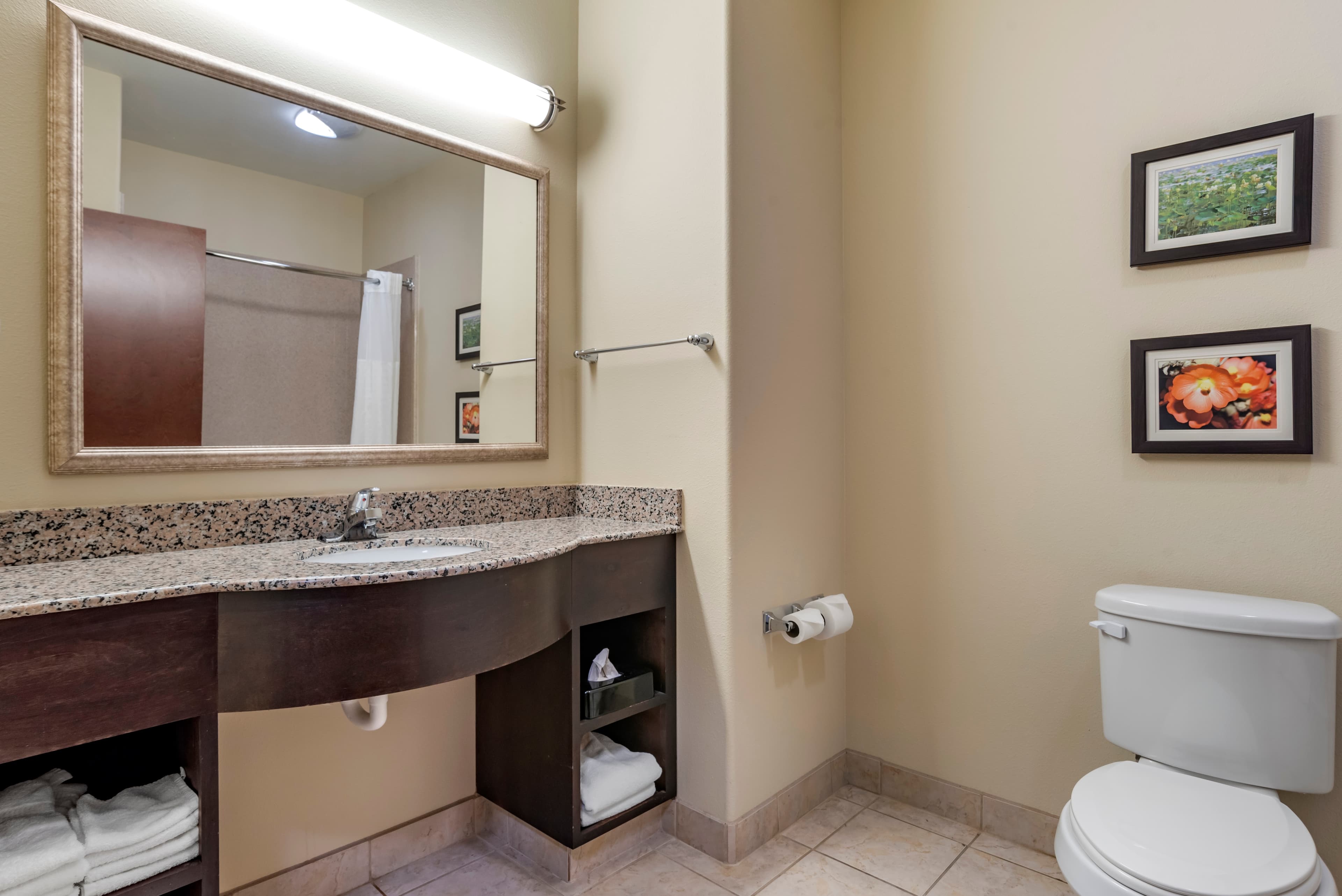 Comfort Inn & Suites Scott-West Lafayette — 32