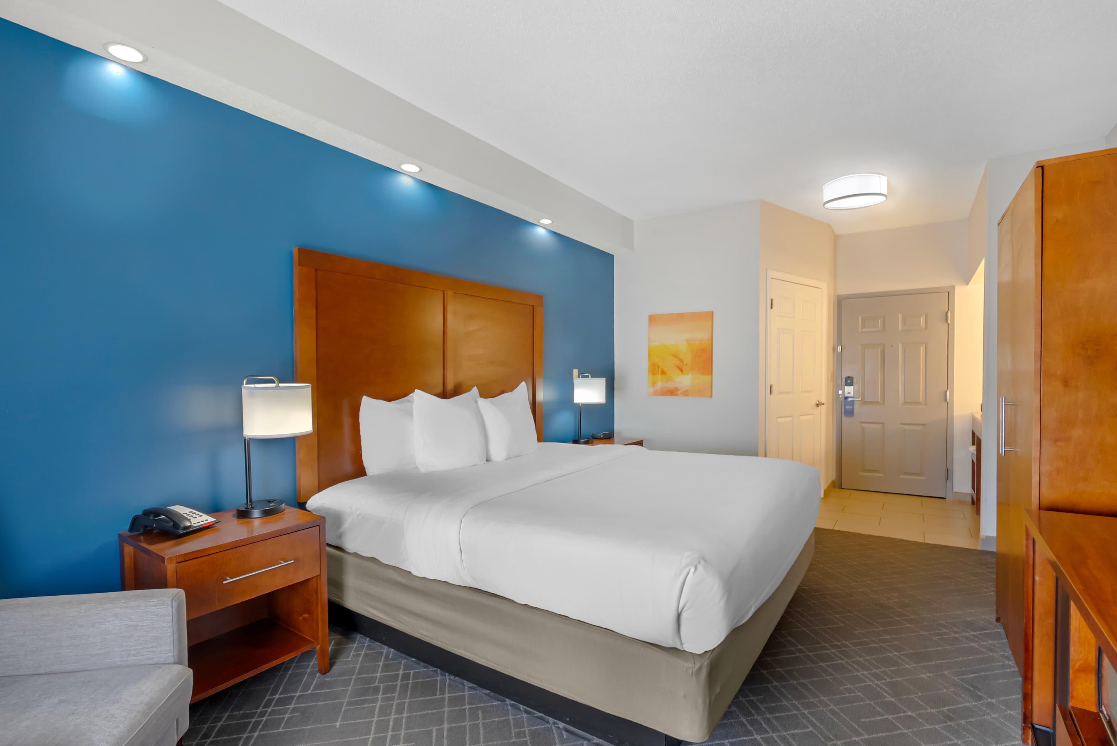 Comfort Inn West Monroe near Sports & Events Center - Image 3