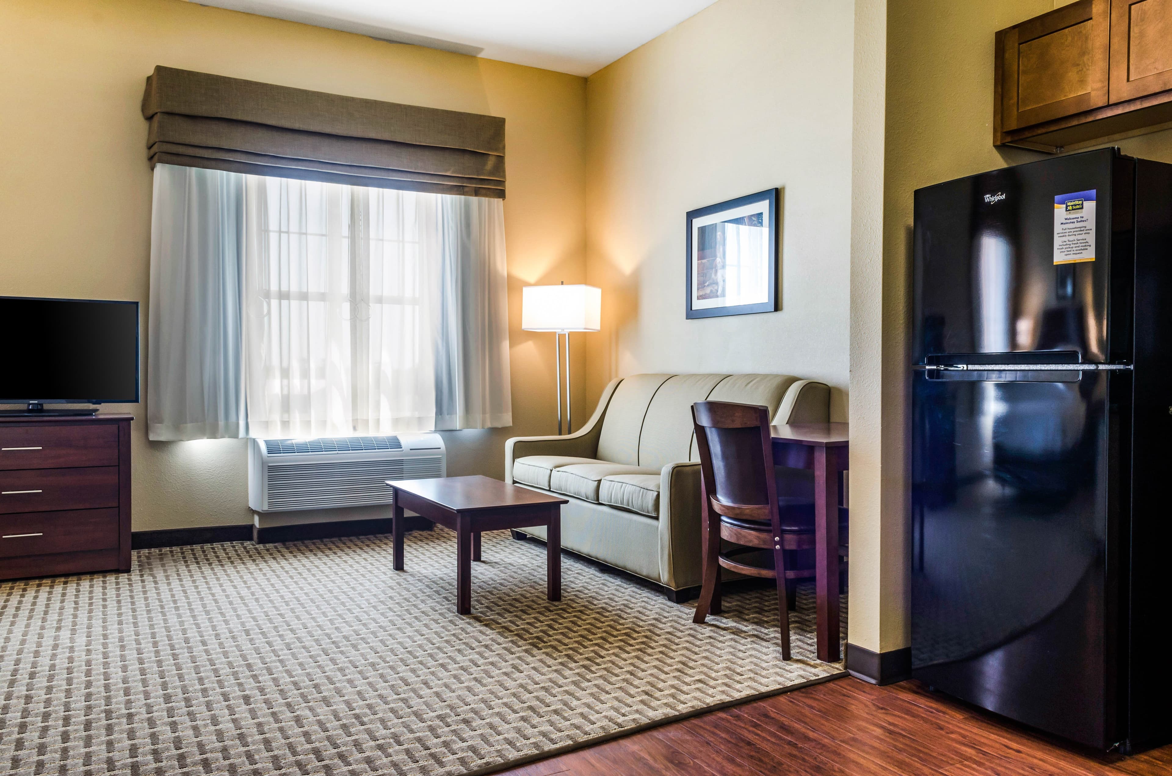 MainStay Suites Hackberry Sportsman's Lodge — 23