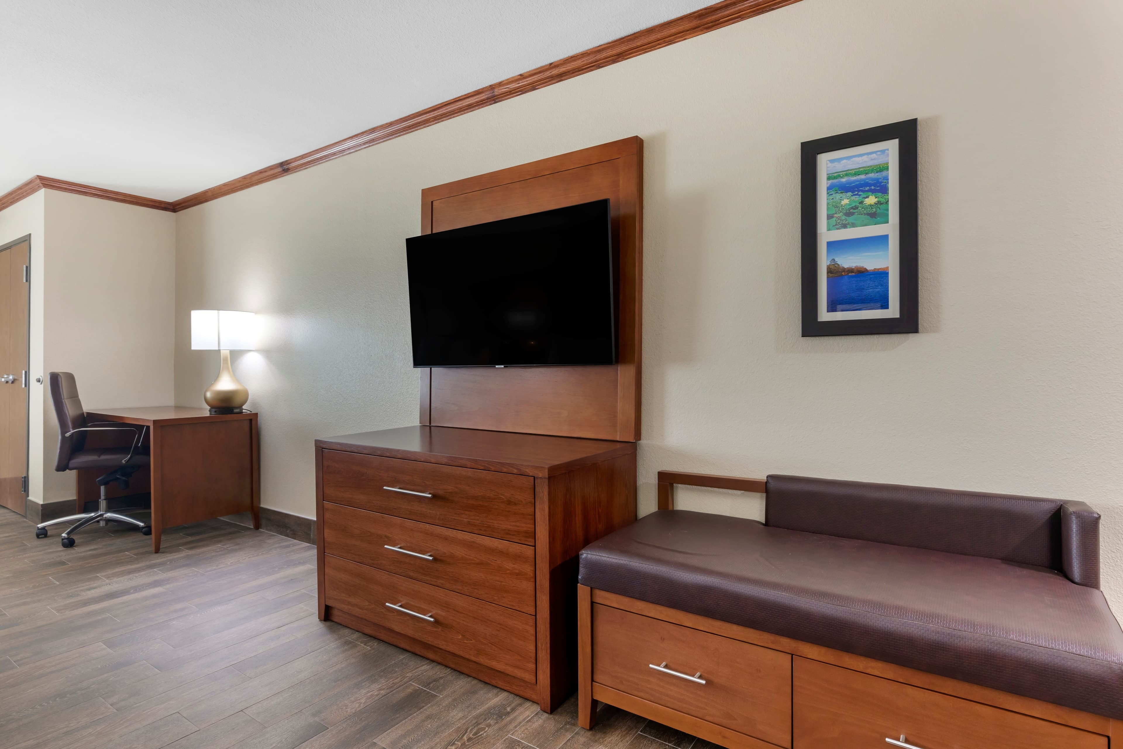 Comfort Suites West Monroe near Ike Hamilton Expo Center — 19