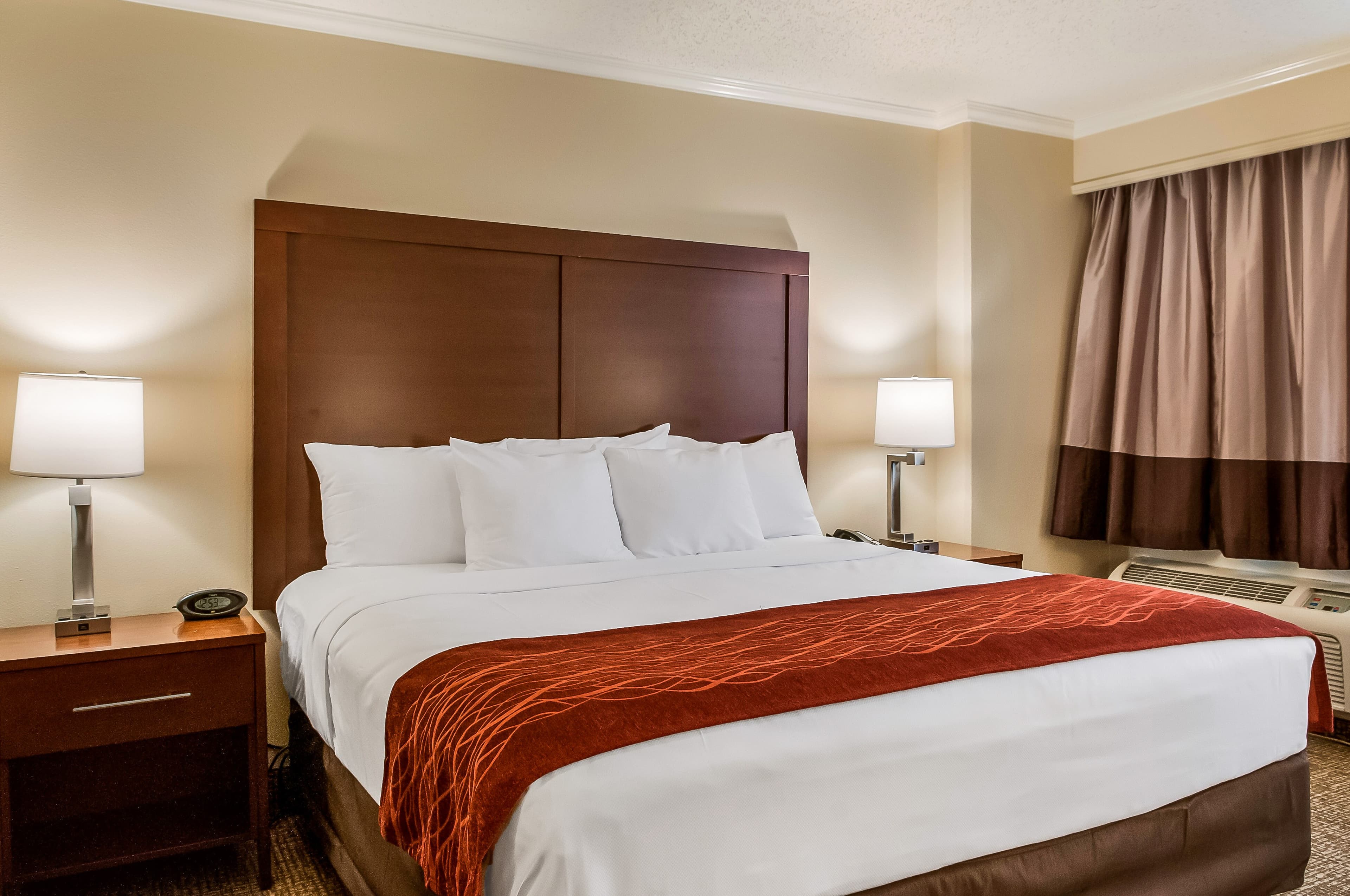 Comfort Inn & Suites At Copeland Tower - Image 1