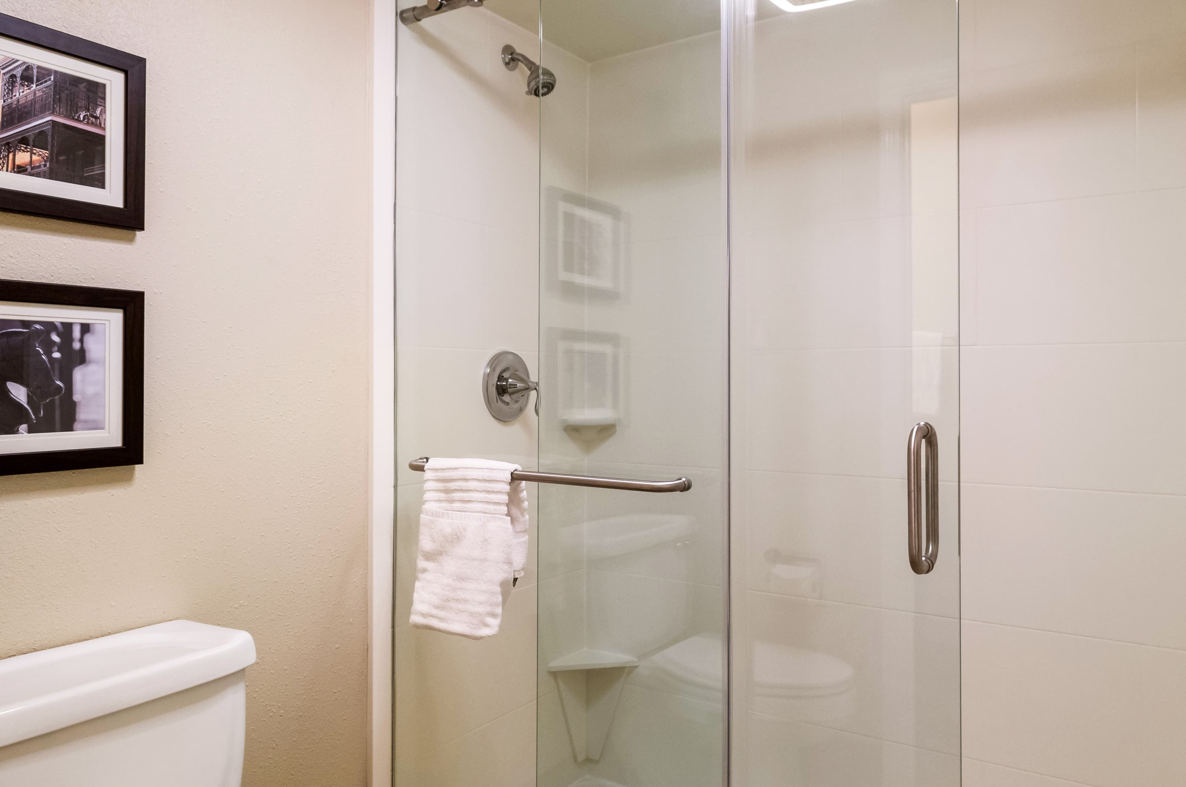 Comfort Inn & Suites At Copeland Tower — 9