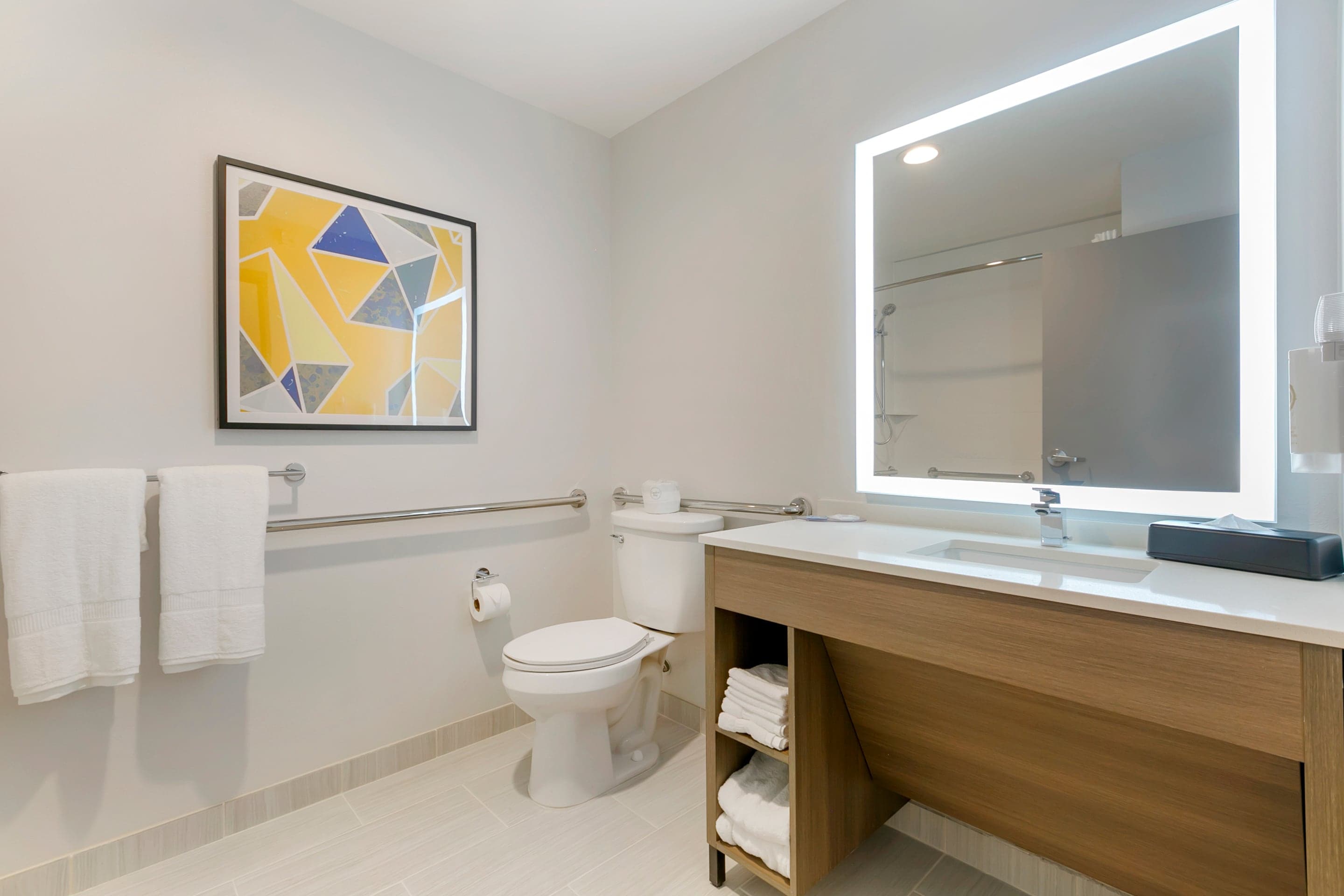 Comfort Inn & Suites Houma — 11