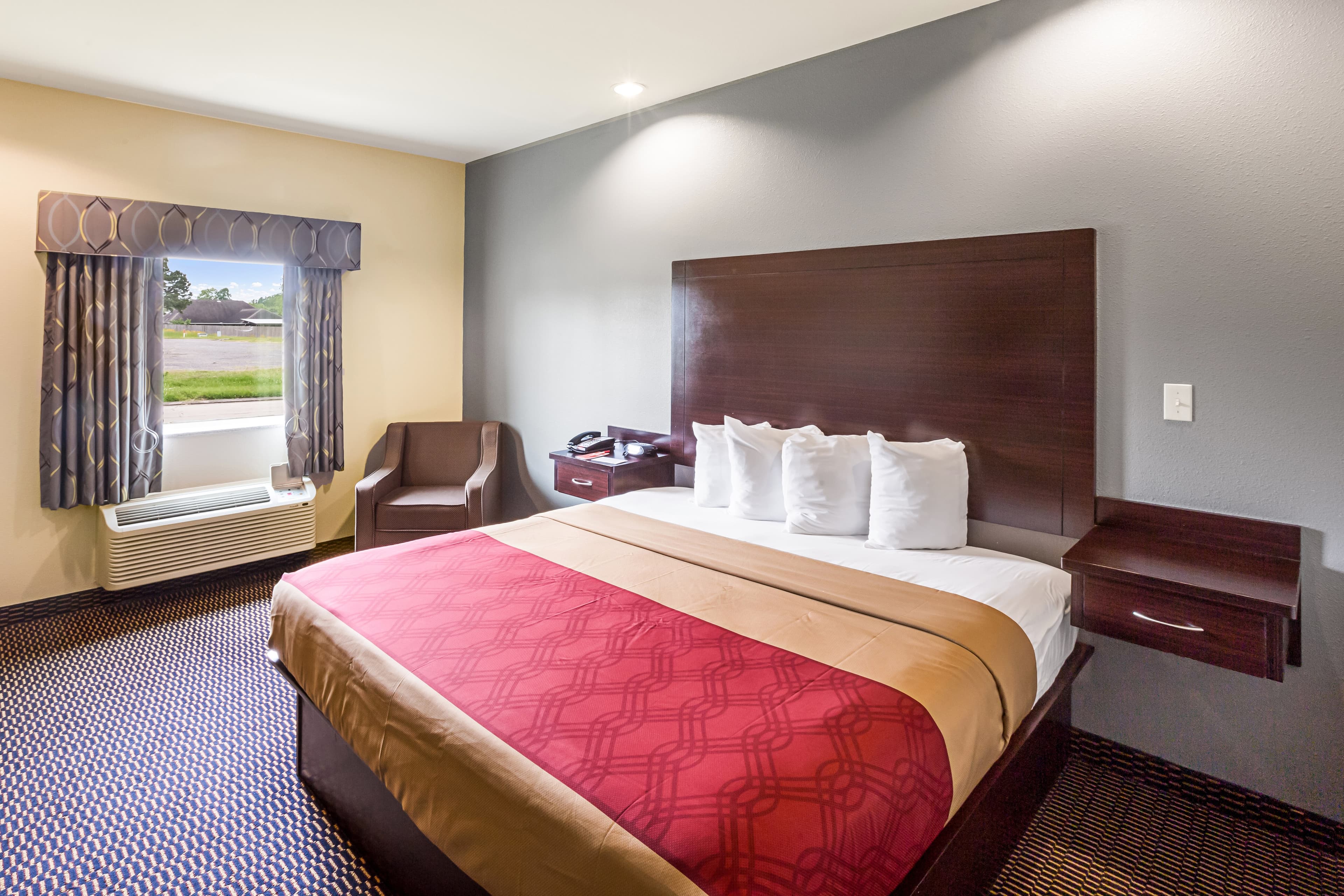 Econo Lodge Baton Rouge University Area - Image 3