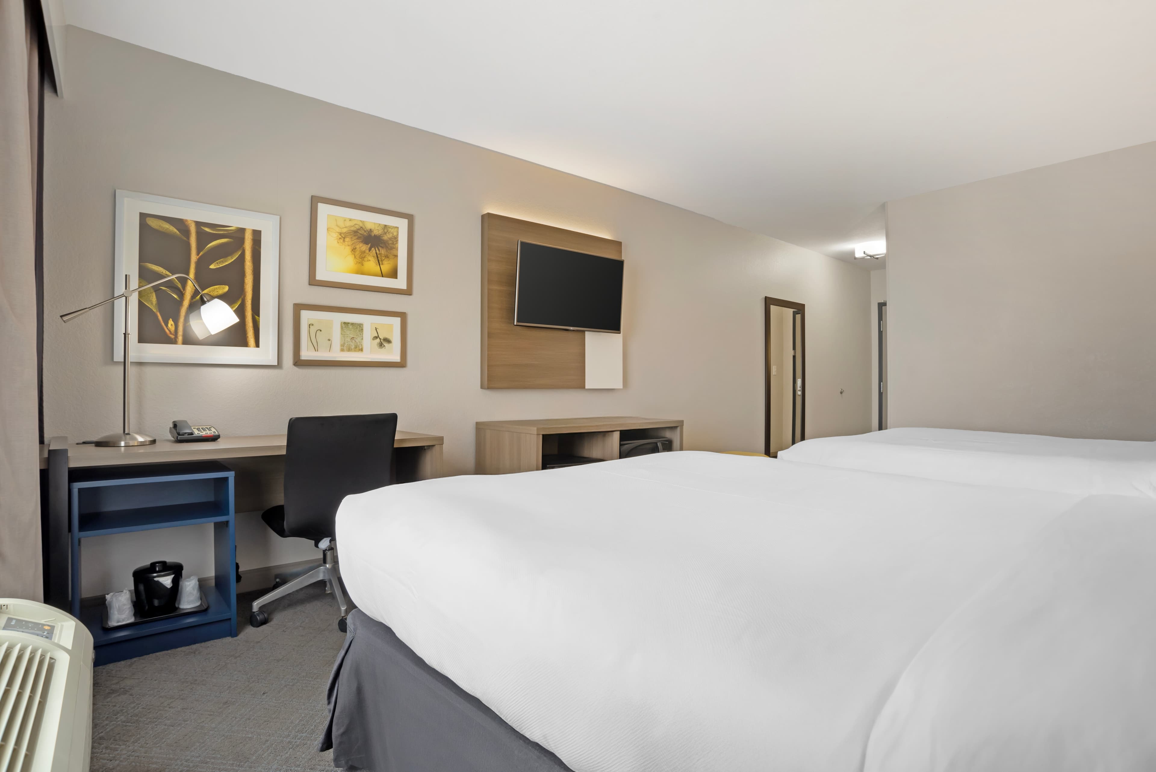 Comfort Inn & Suites Slidell - New Orleans Area — 16