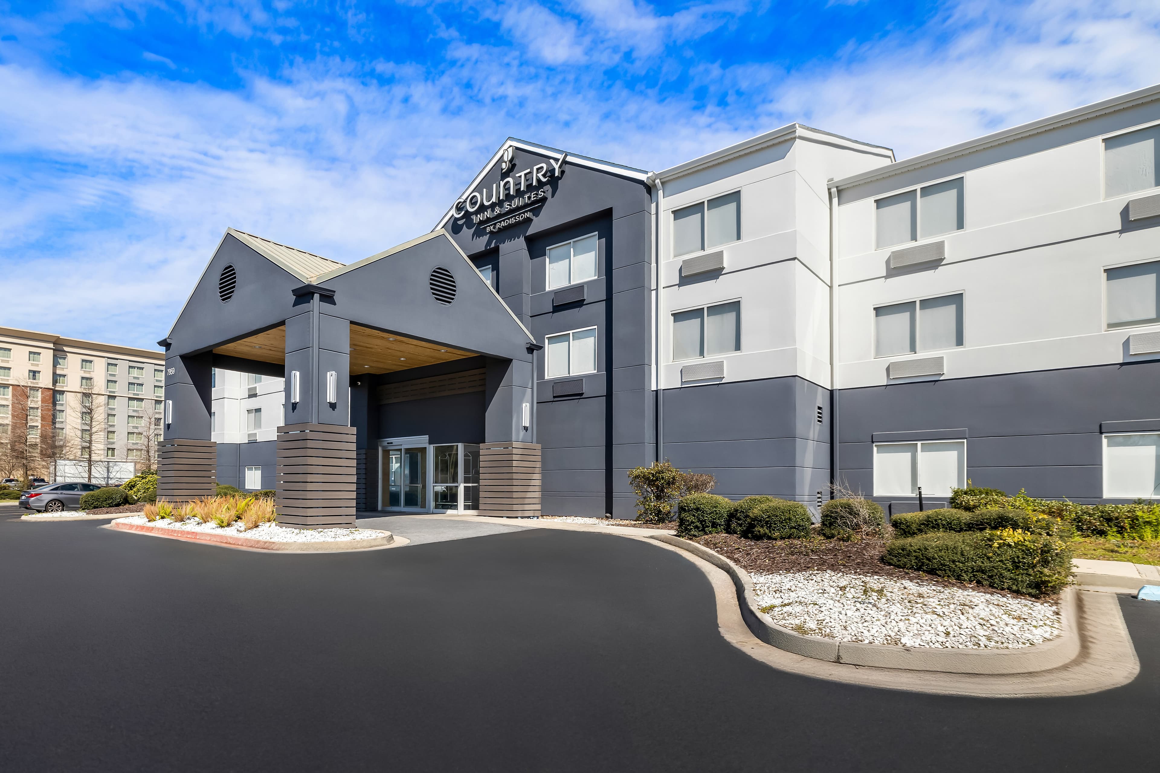 Country Inn & Suites by Radisson, LSU/Medical Corridor - Image 1