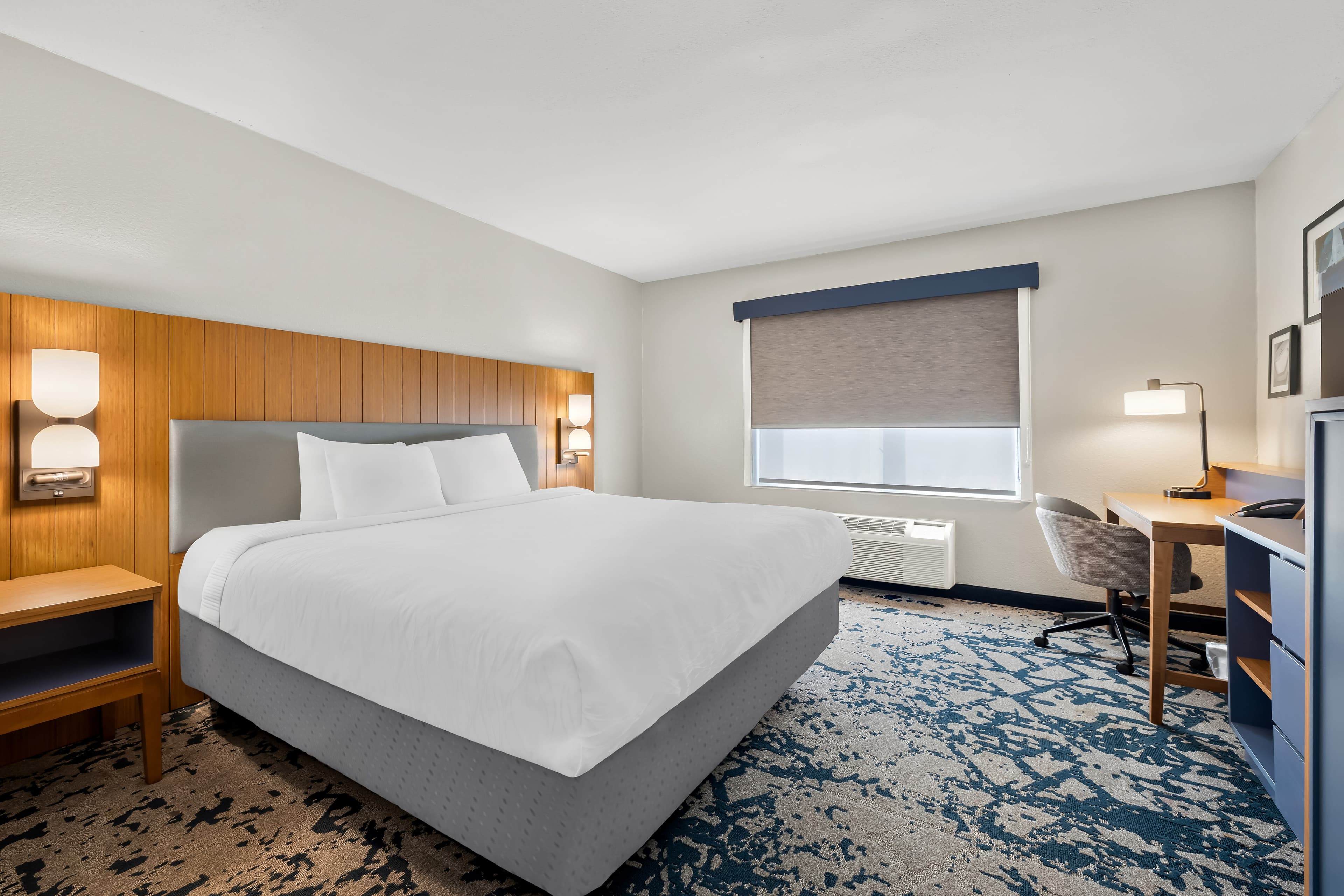 Country Inn & Suites by Radisson, LSU/Medical Corridor - Image 3