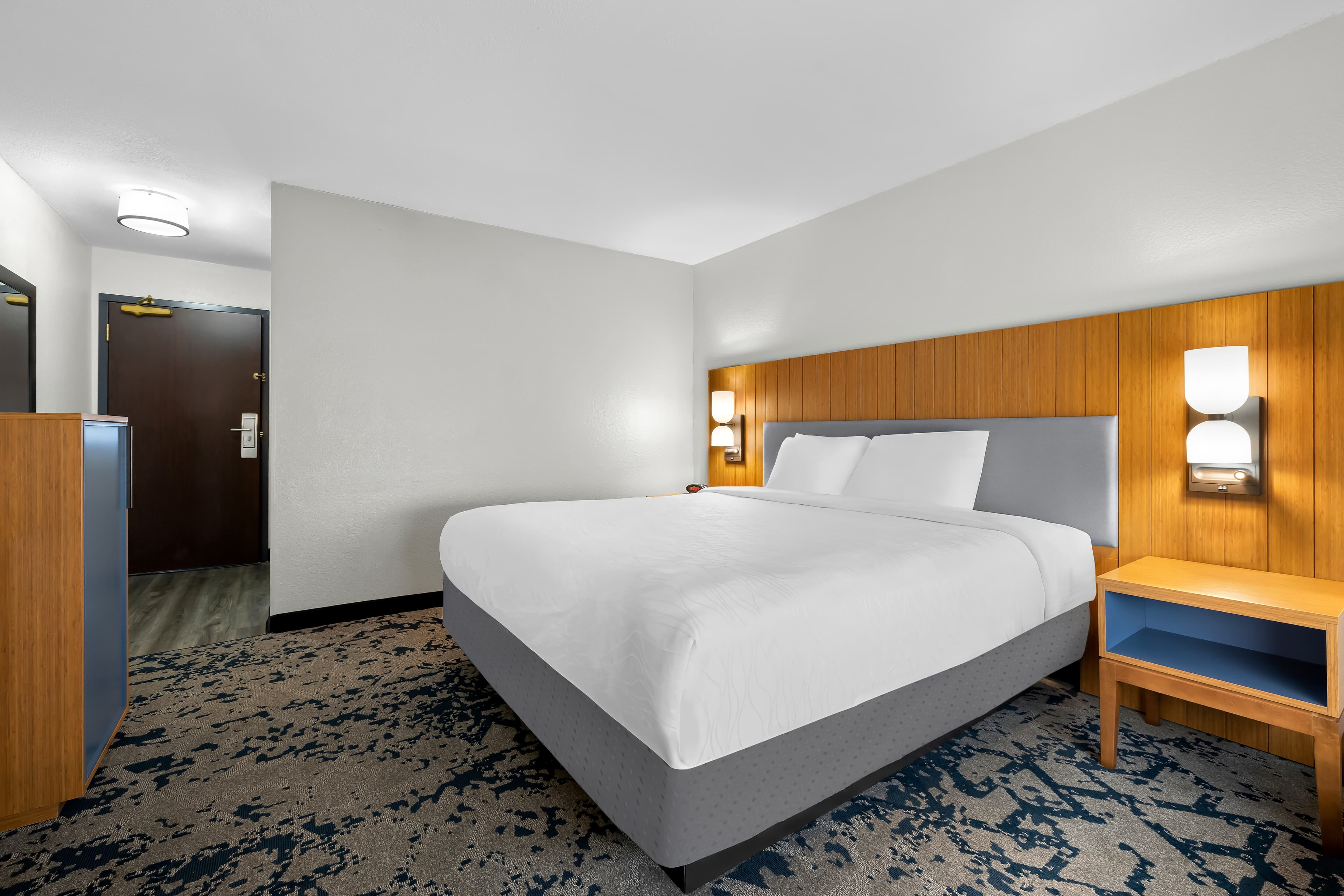 Country Inn & Suites by Radisson, LSU/Medical Corridor - Image 4
