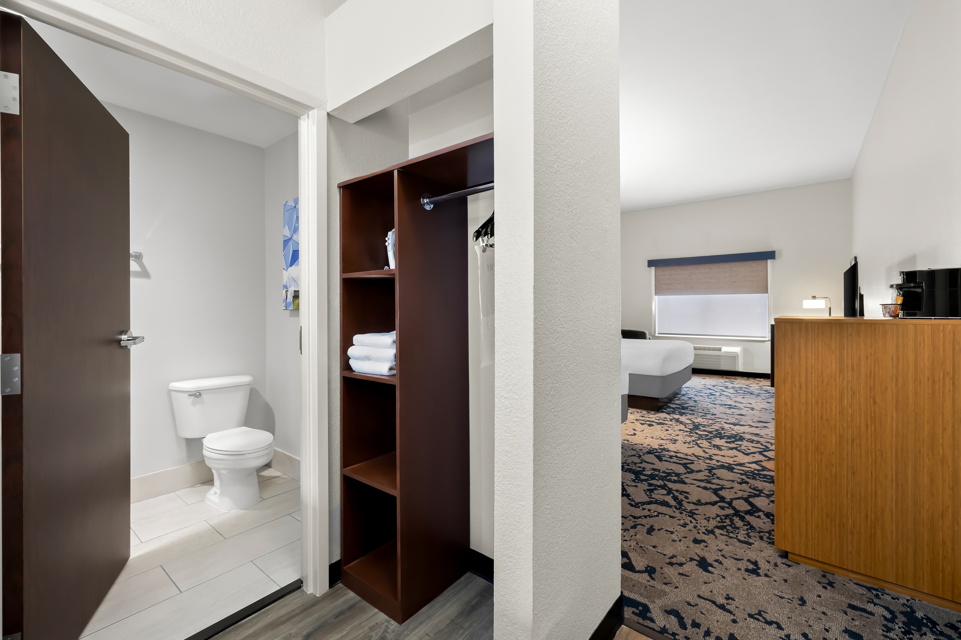 Country Inn & Suites by Radisson, LSU/Medical Corridor — 35