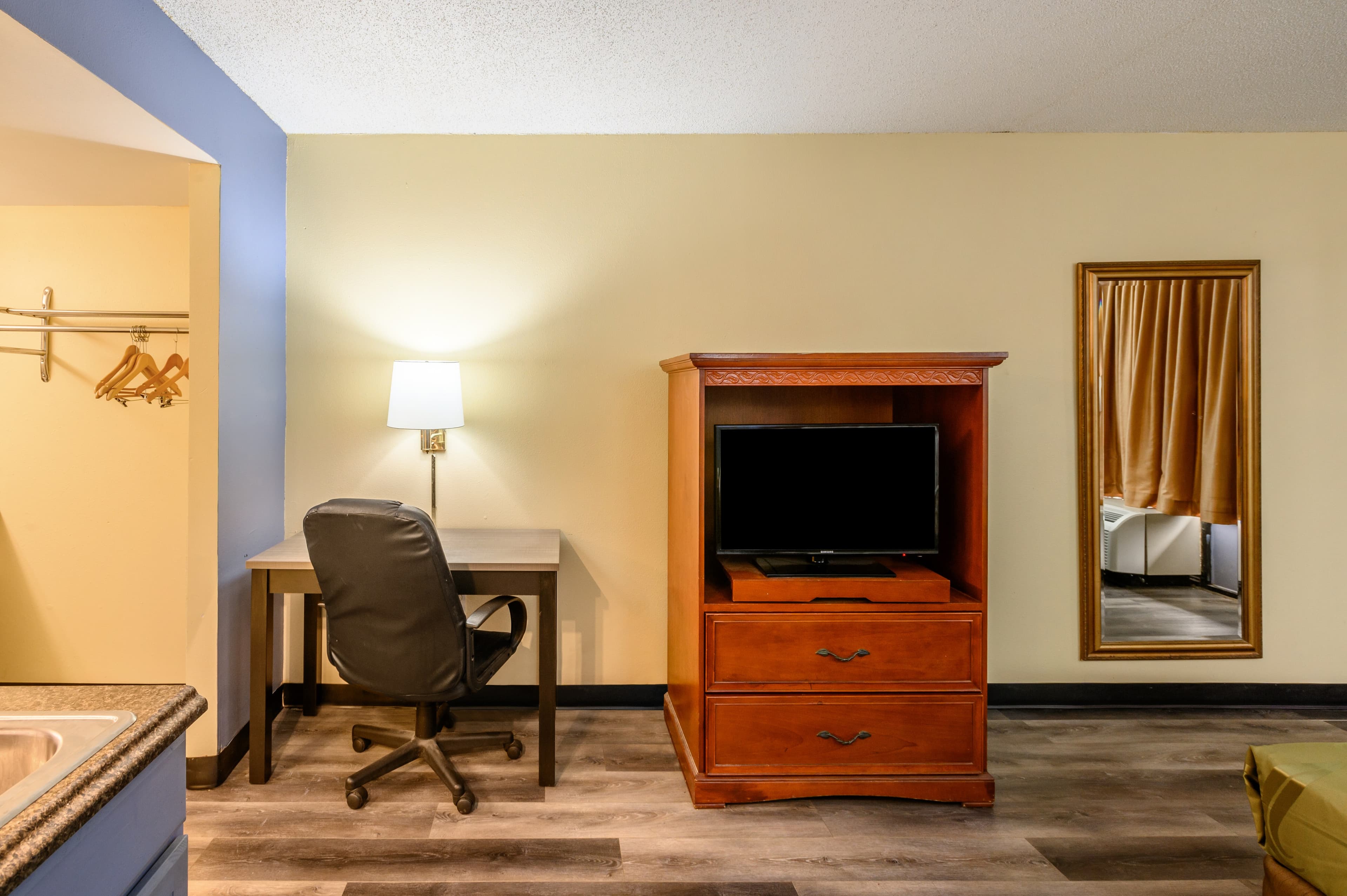 Quality Inn New Orleans I-10 East - Image 3