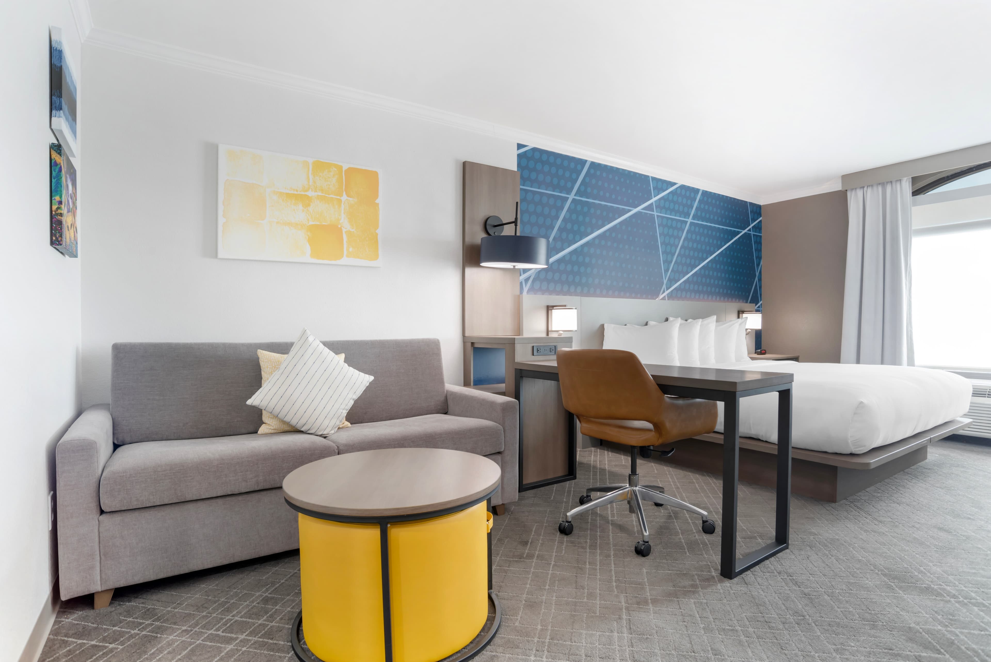 Comfort Inn & Suites New Orleans Airport North - Image 4