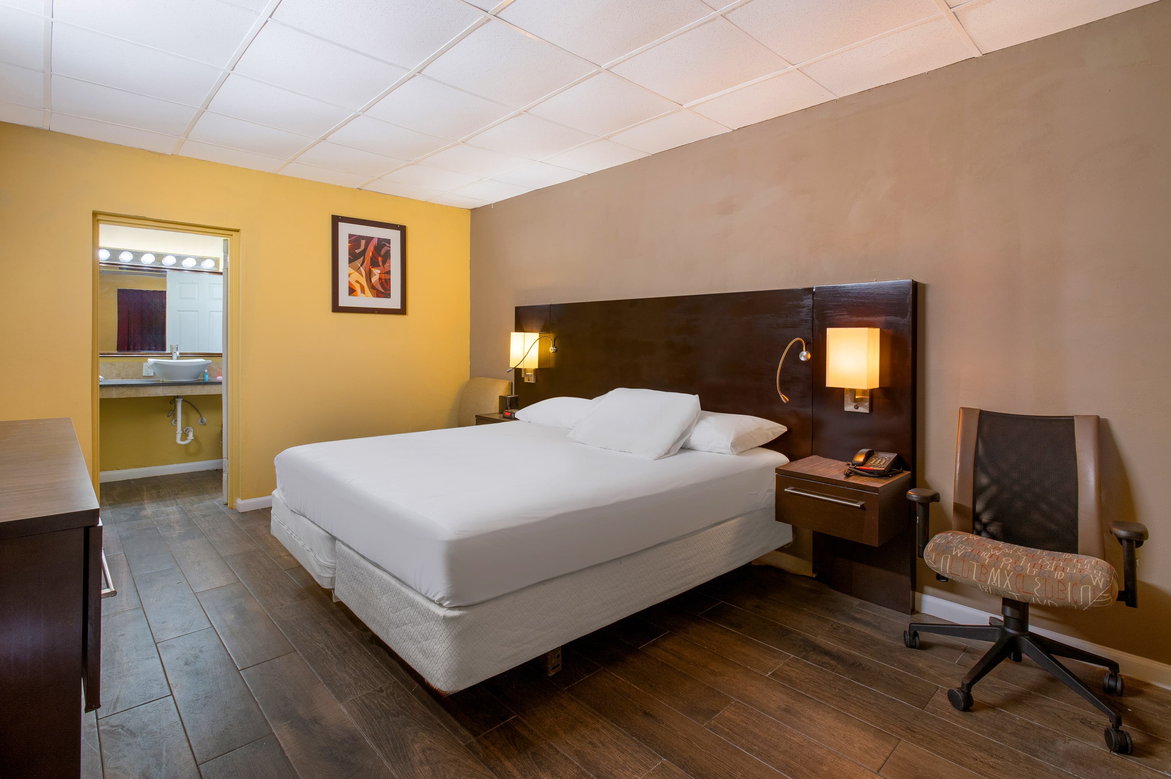 Econo Lodge Gretna - New Orleans — 13