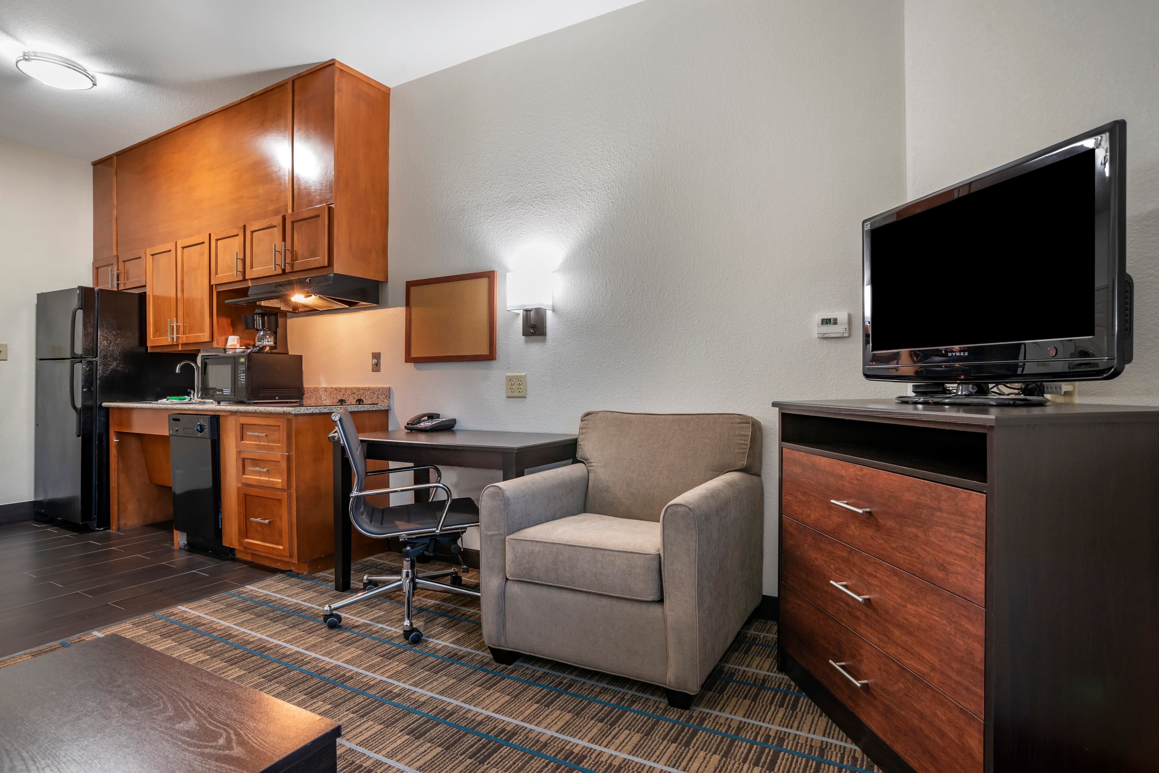 MainStay Suites Denham Springs - Baton Rouge East — 16