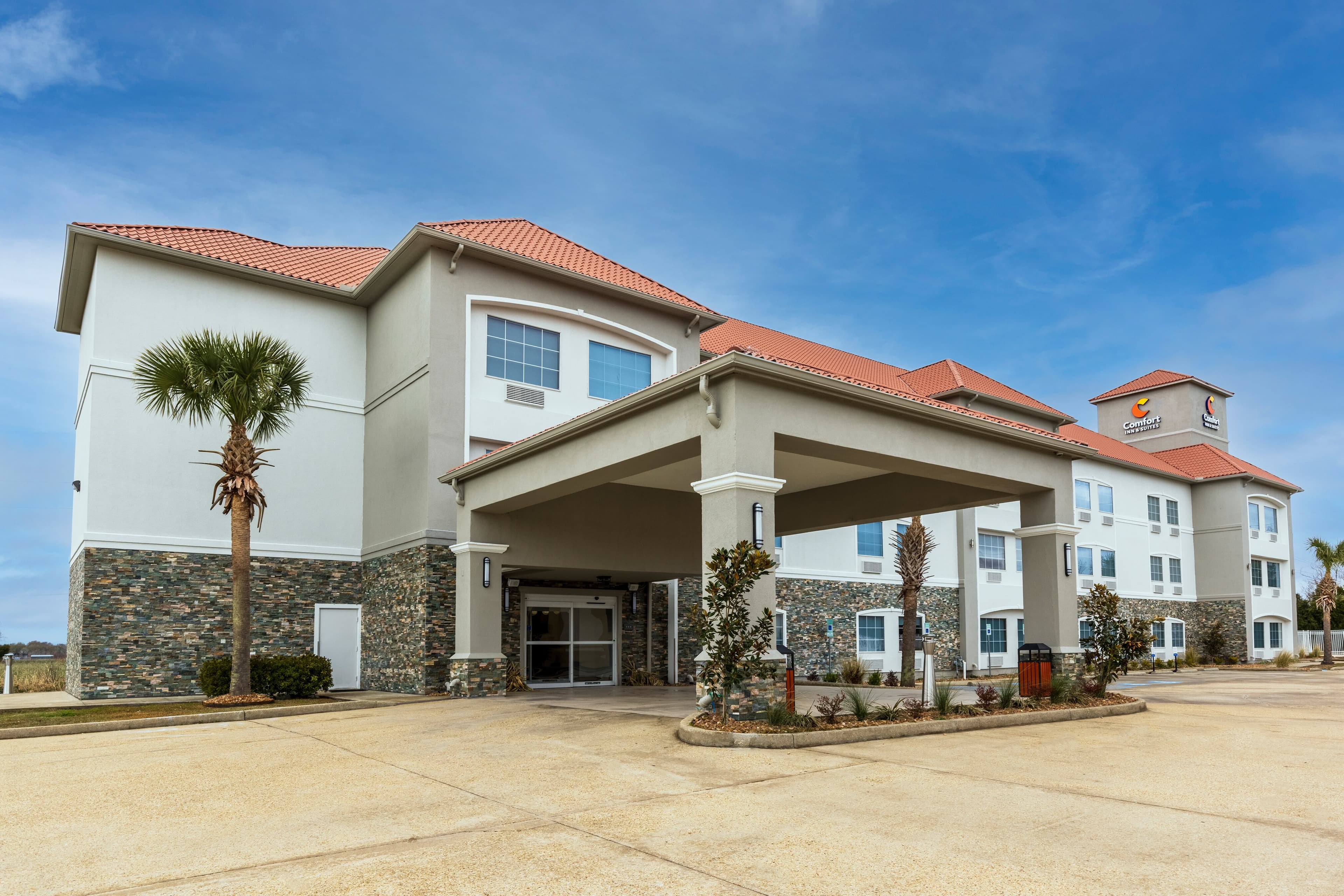 Comfort Inn & Suites New Iberia - Avery Island - Image 1