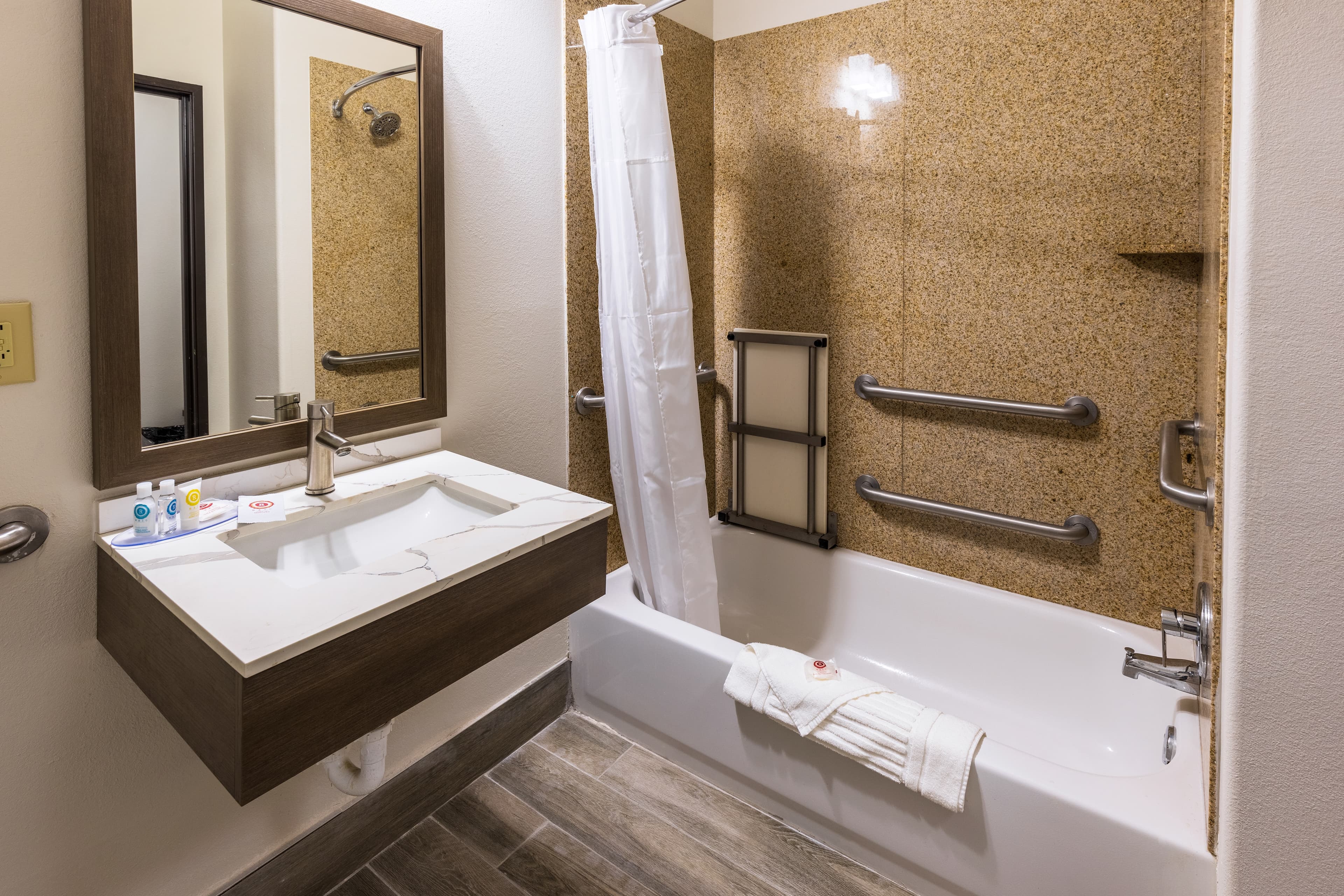 Comfort Inn & Suites New Iberia - Avery Island — 8