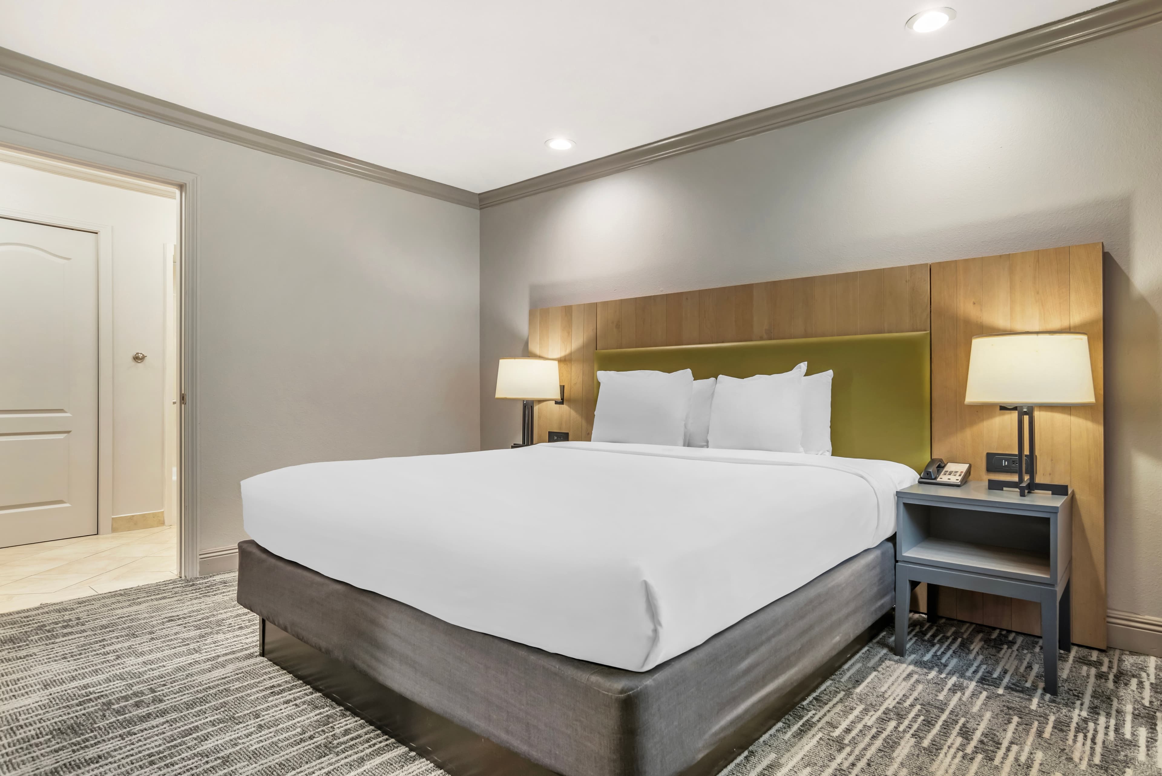 Country Inn & Suites by Radisson, Metairie (New Orleans), LA — 12