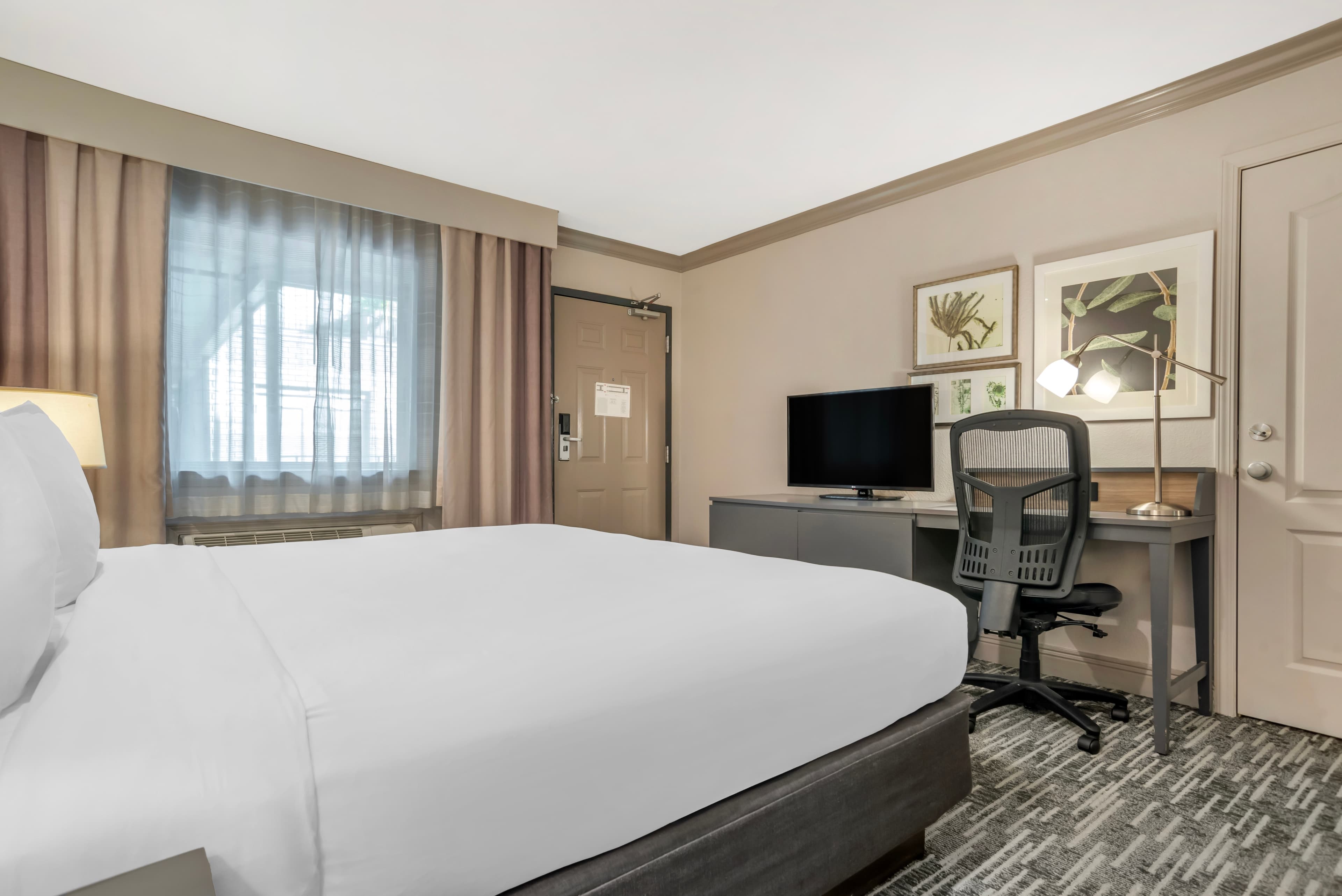 Country Inn & Suites by Radisson, Metairie (New Orleans), LA — 13