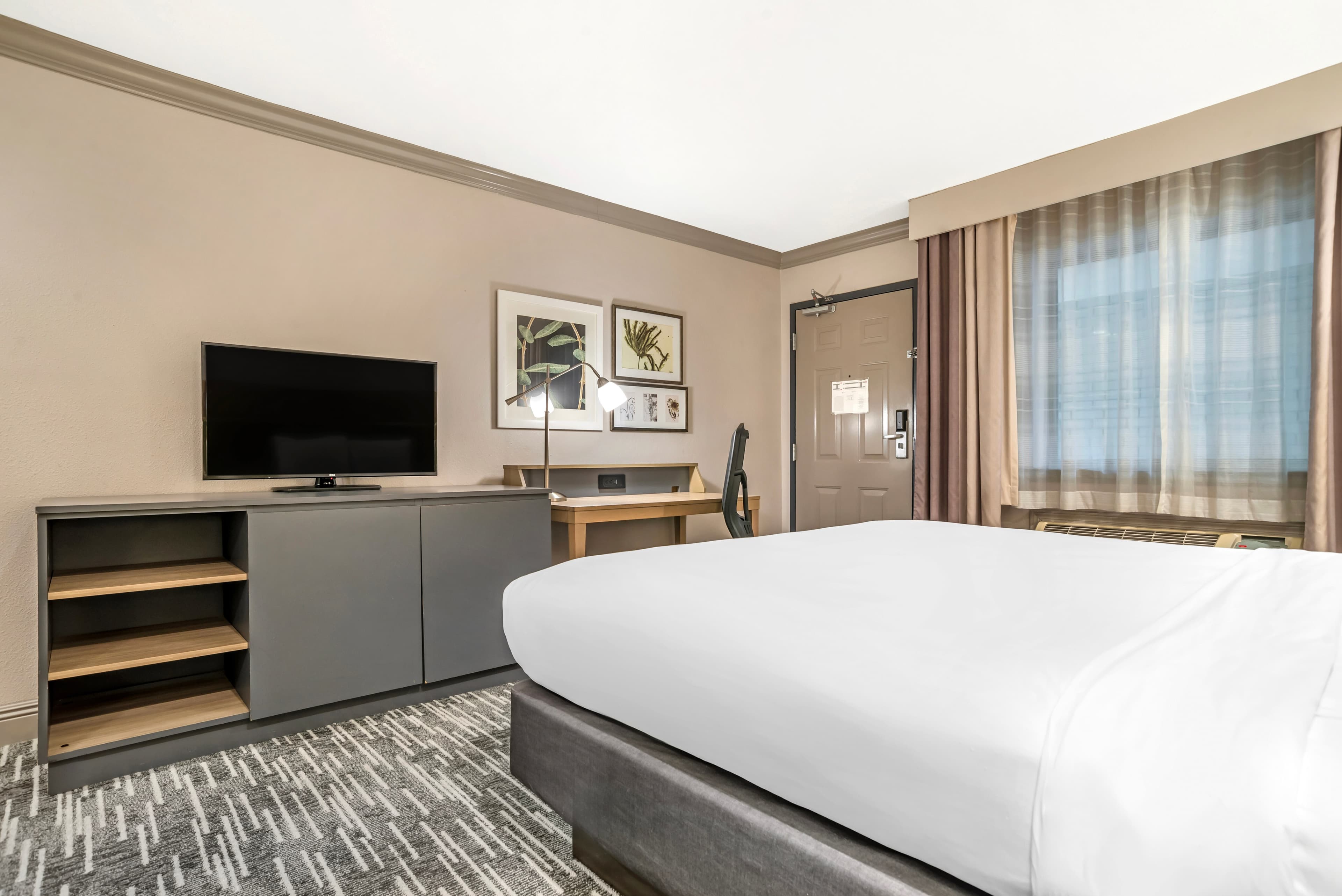 Country Inn & Suites by Radisson, Metairie (New Orleans), LA — 8