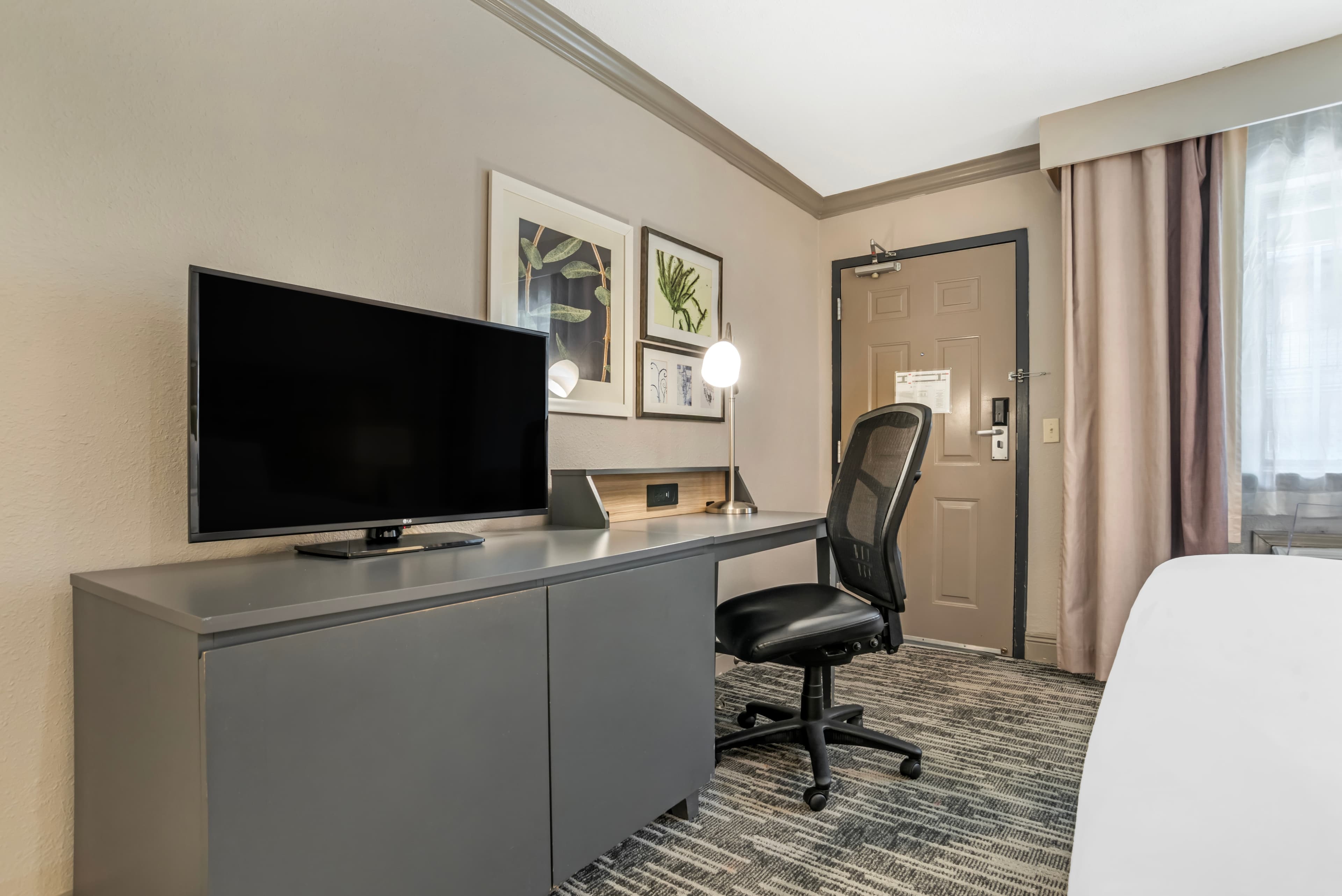 Country Inn & Suites by Radisson, Metairie (New Orleans), LA — 20