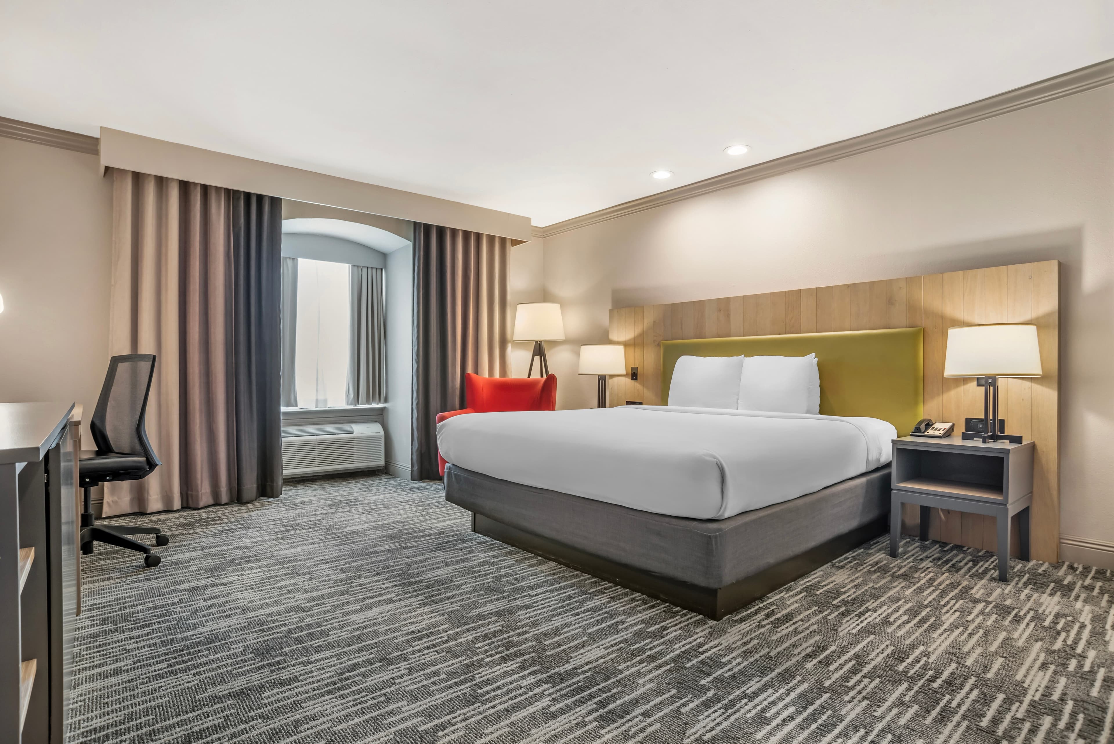 Country Inn & Suites by Radisson, Metairie (New Orleans), LA — 27