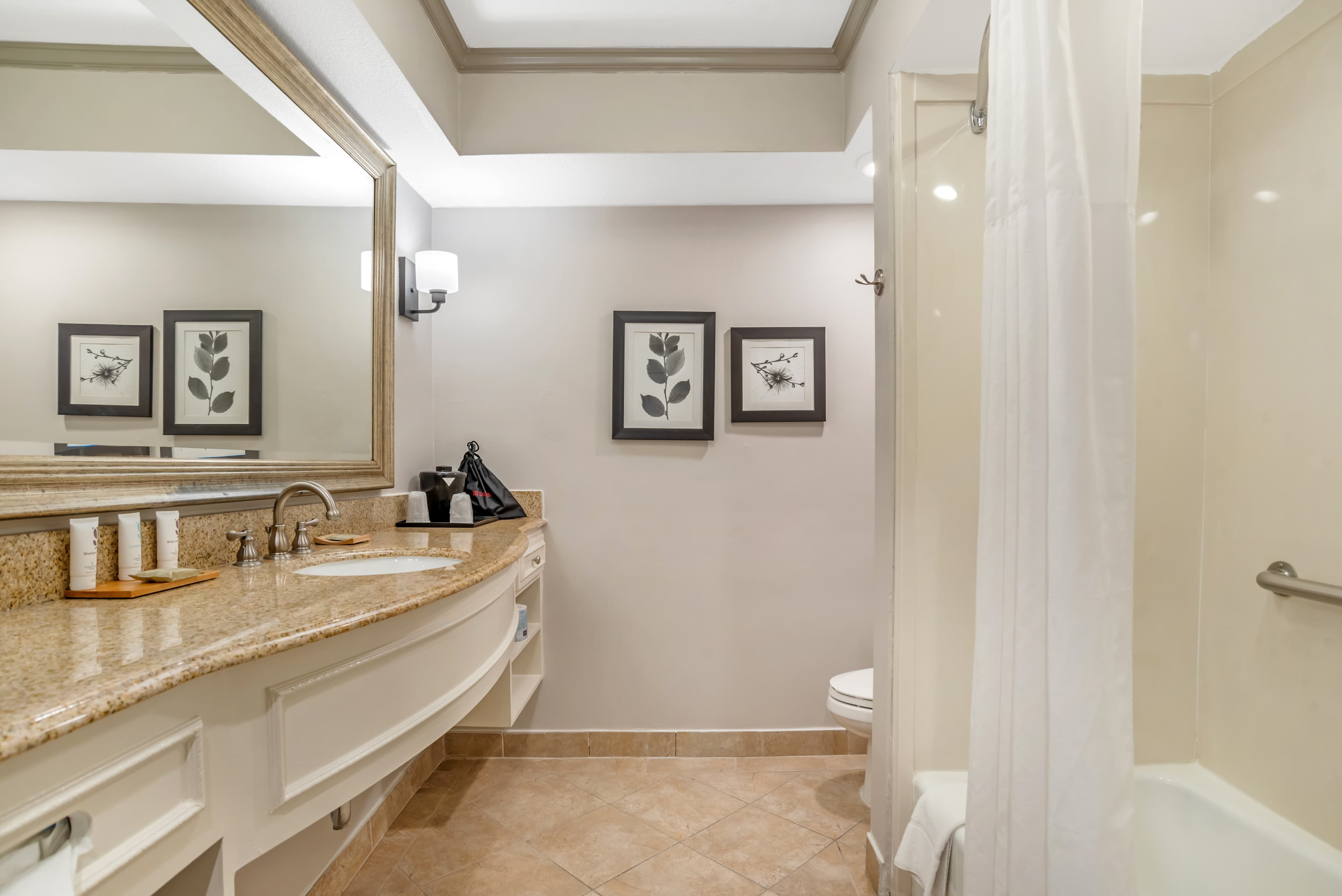 Country Inn & Suites by Radisson, Metairie (New Orleans), LA — 36