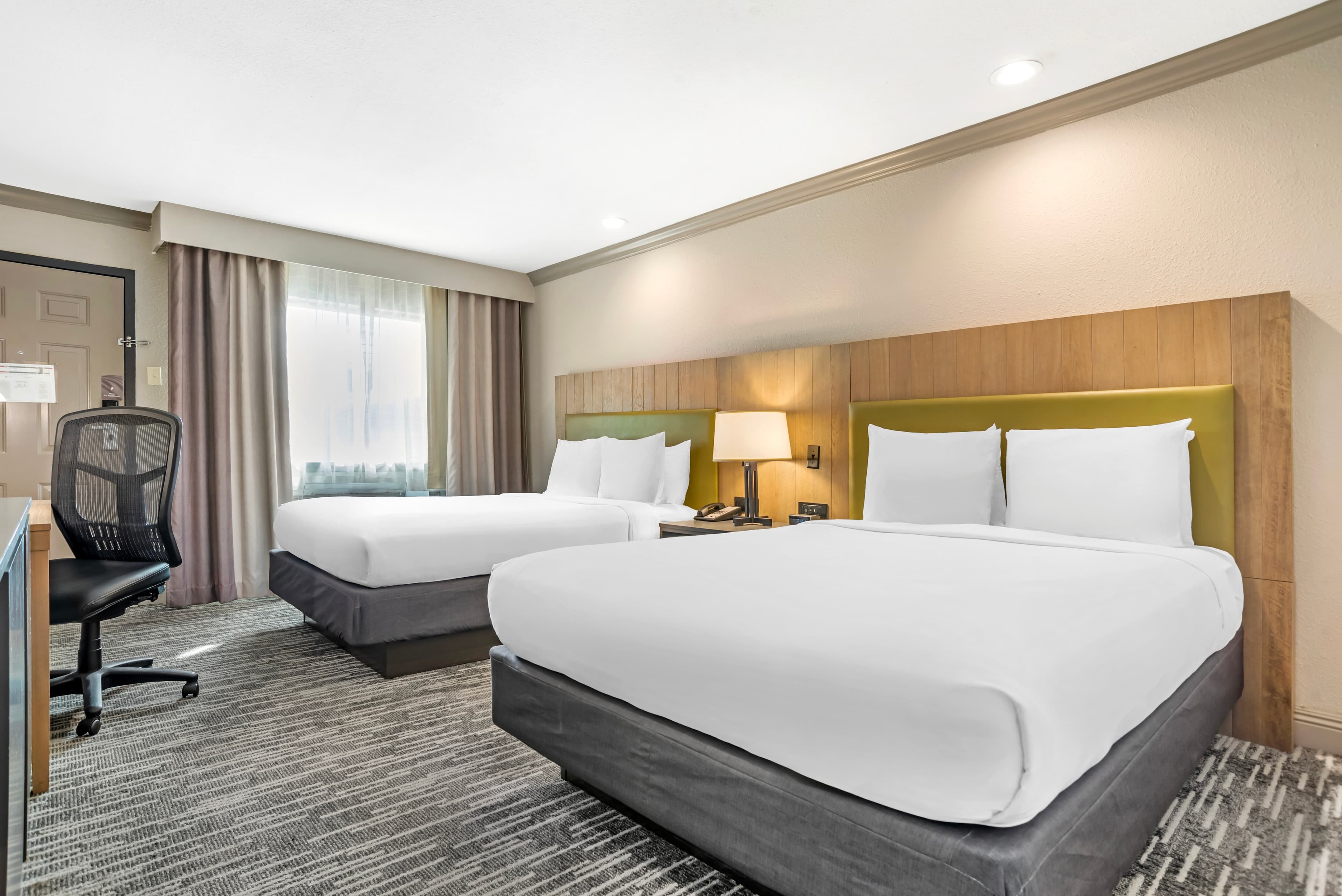 Country Inn & Suites by Radisson, Metairie (New Orleans), LA - Image 3