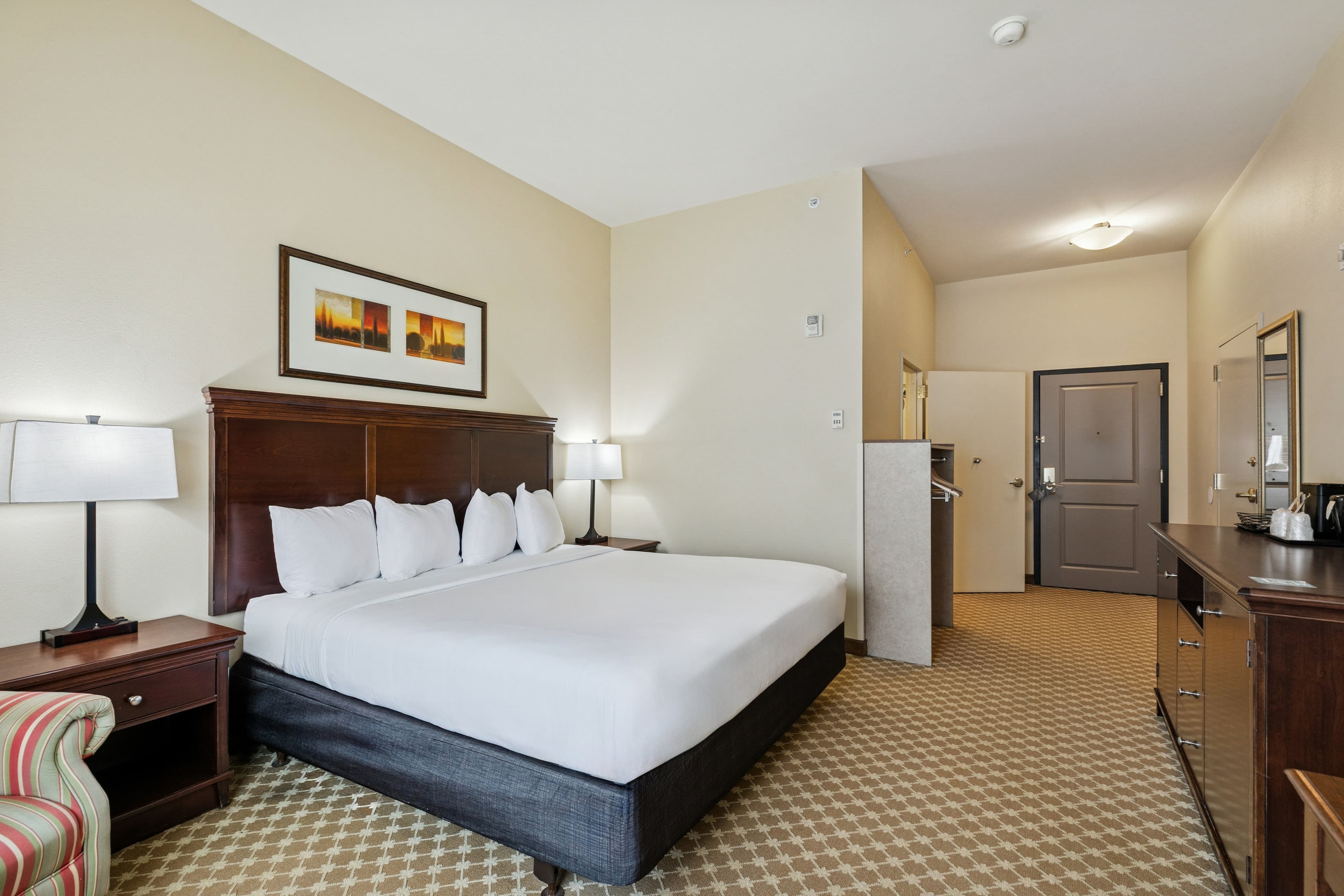 Country Inn & Suites by Radisson, Covington, LA - Image 4