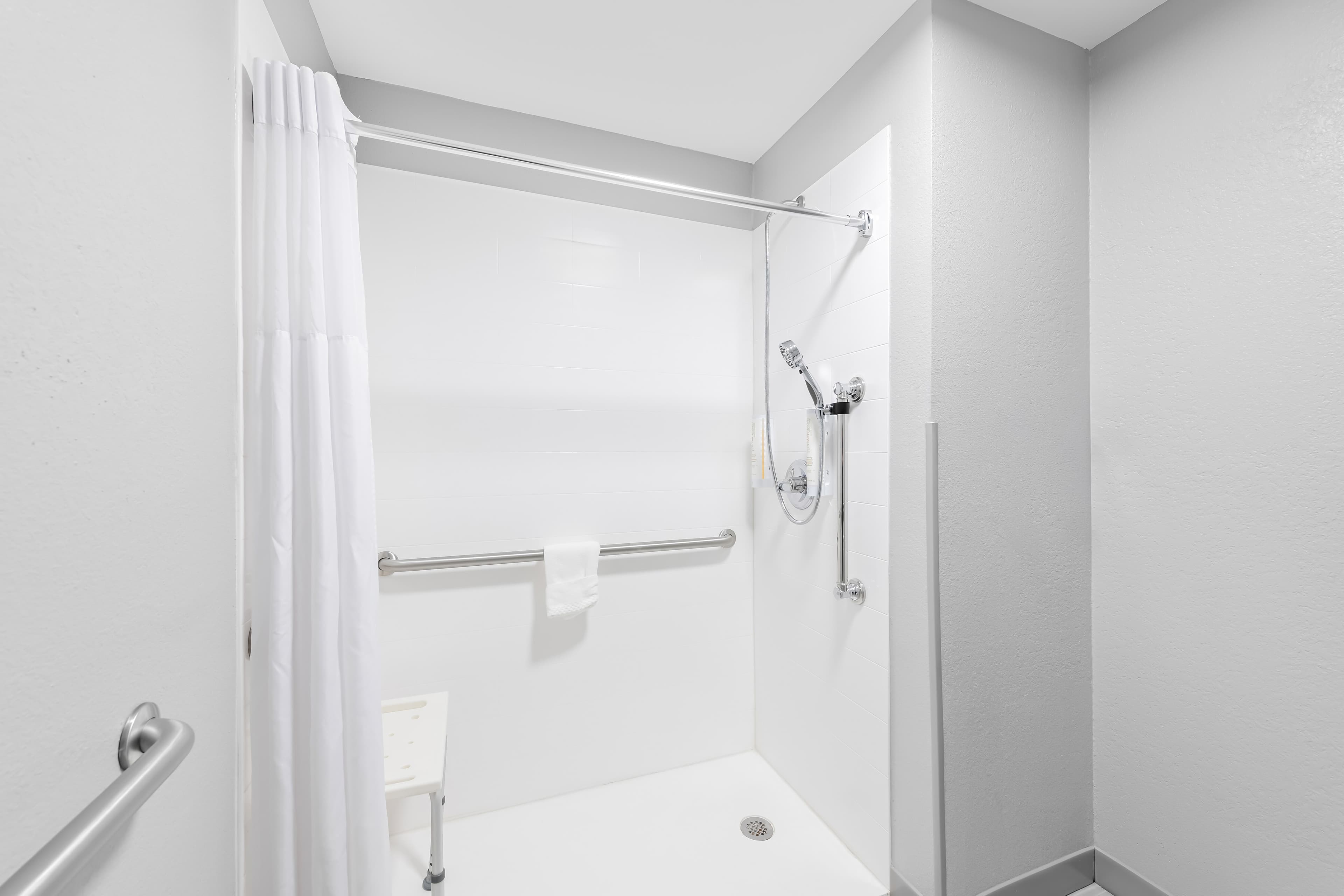 Clarion Pointe — 6