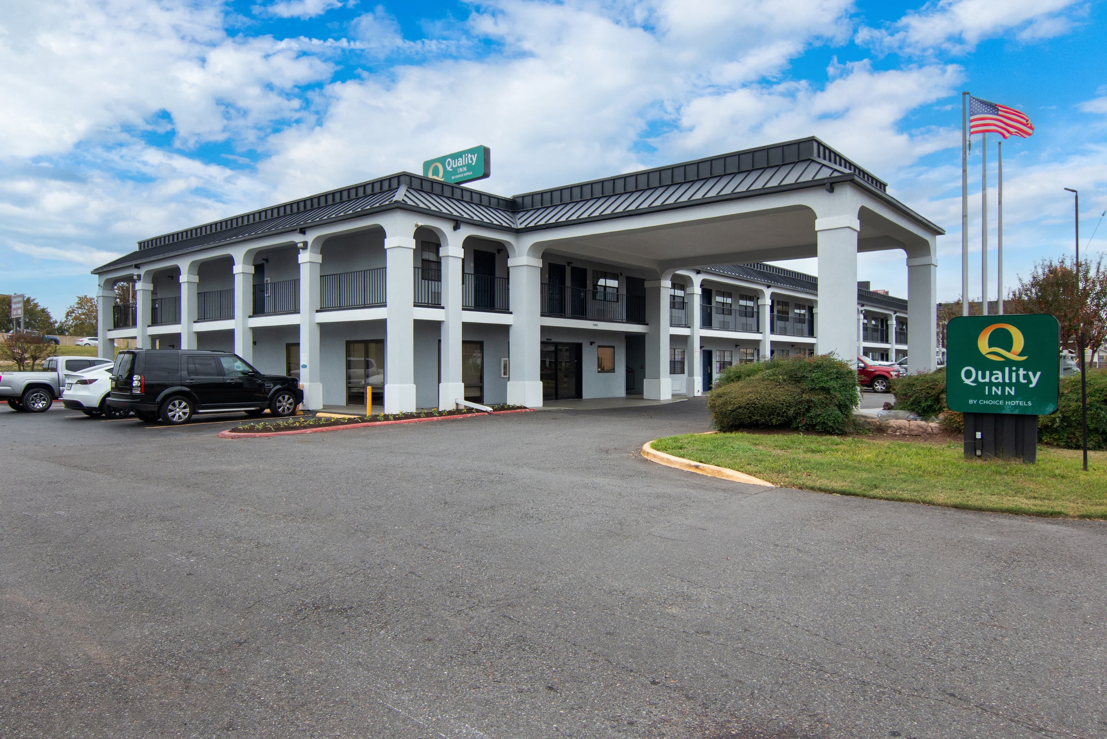 Quality Inn near Casinos and Convention Center - Image 1