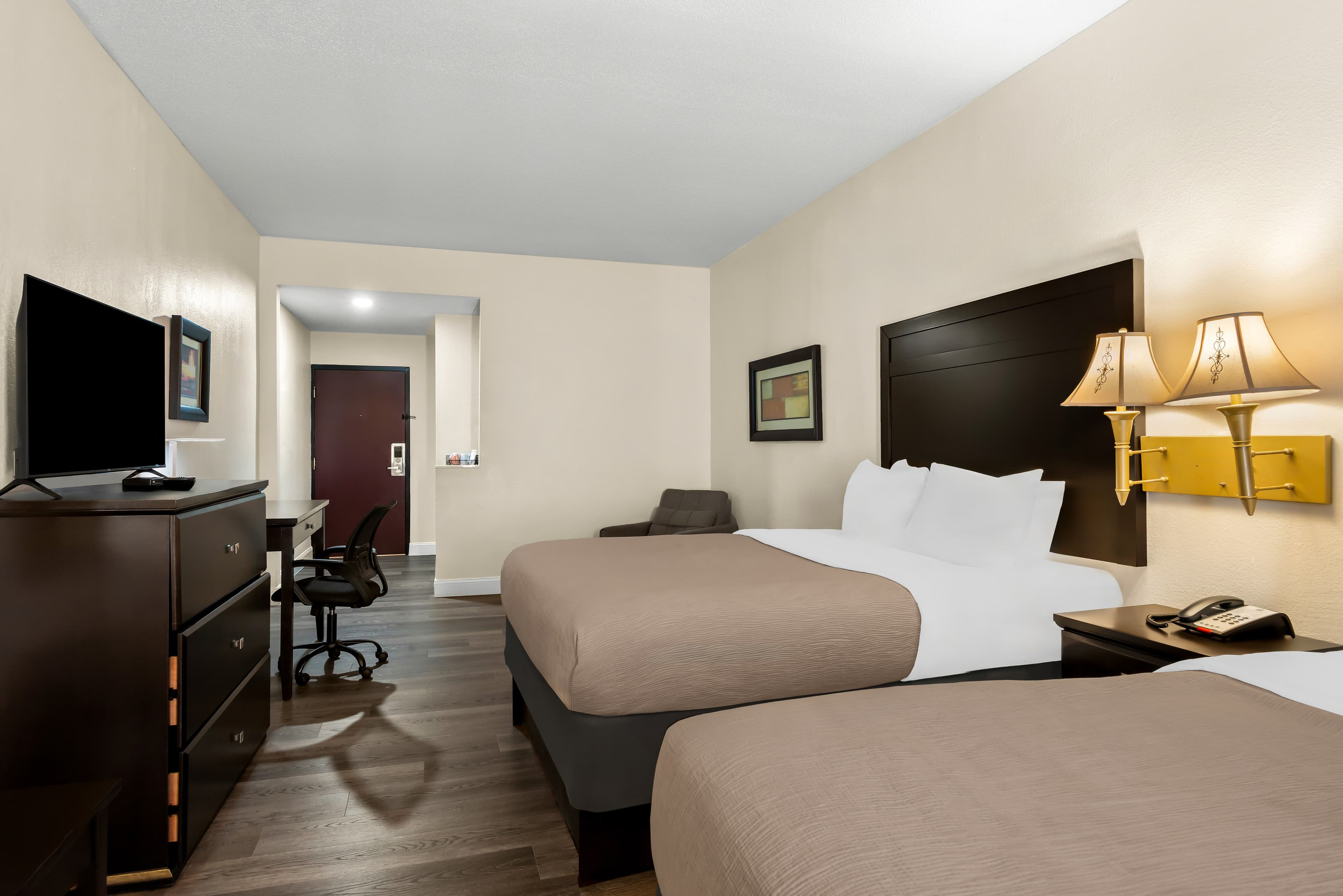 Quality Inn & Suites Lafayette — 15