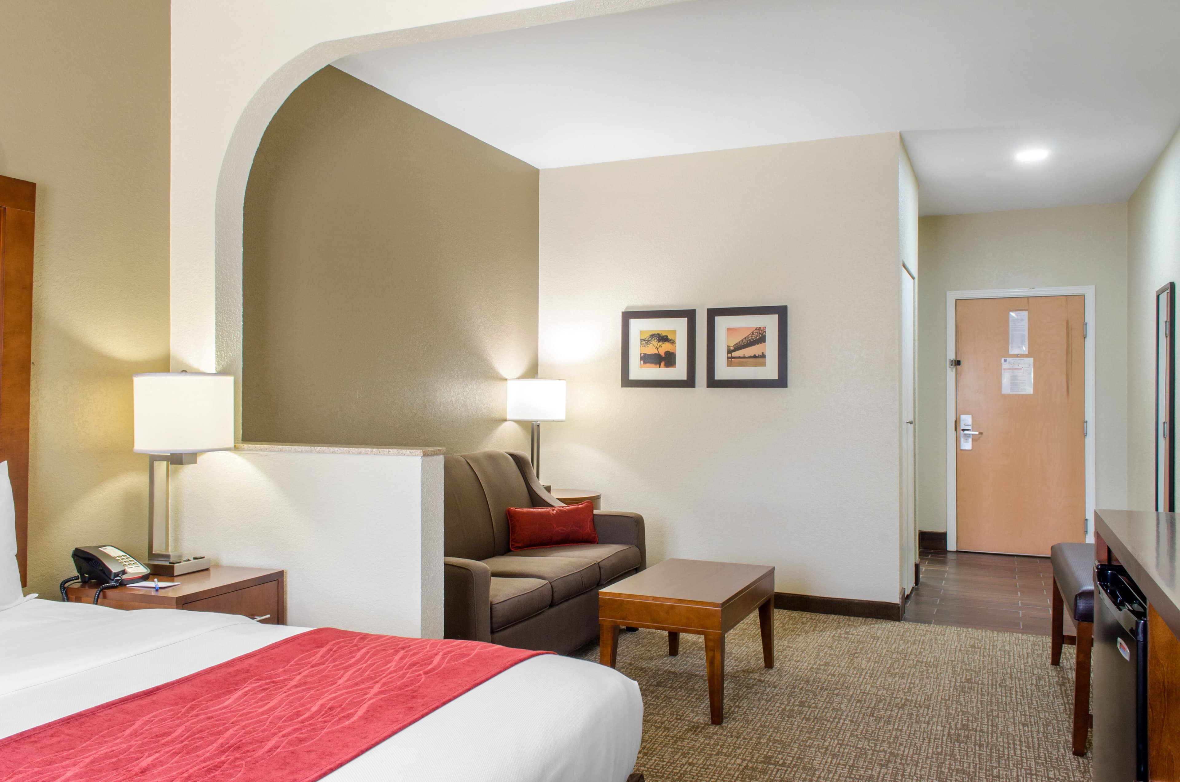 Comfort Inn & Suites Covington - Mandeville — 30