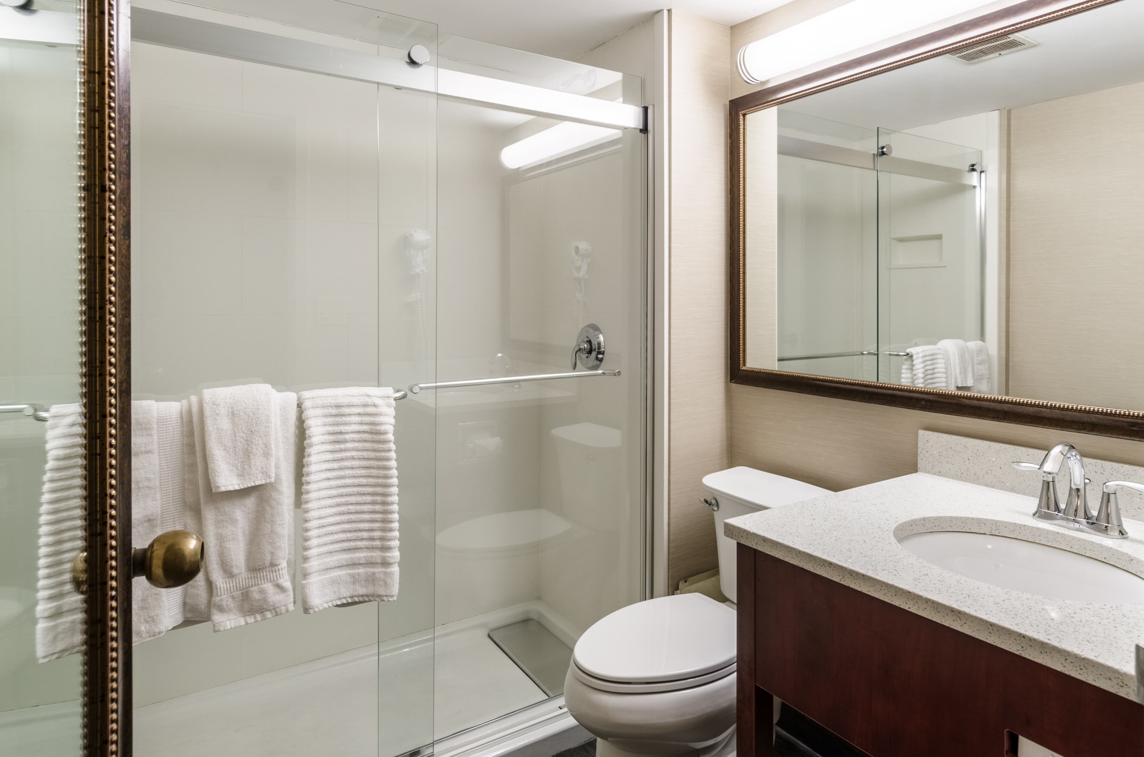 Comfort Inn & Suites West Springfield — 13