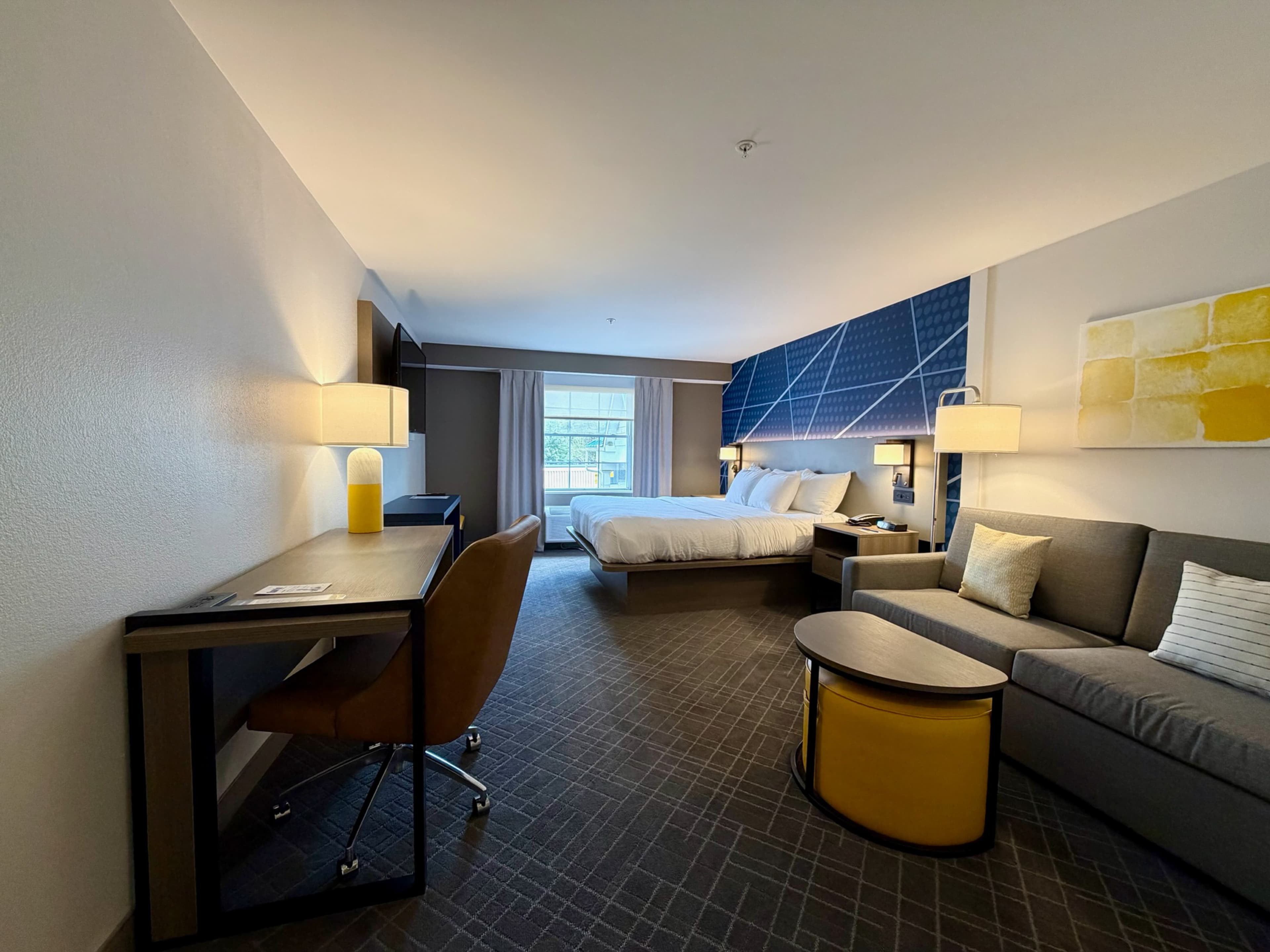 Comfort Inn & Suites Sturbridge-Brimfield — 15
