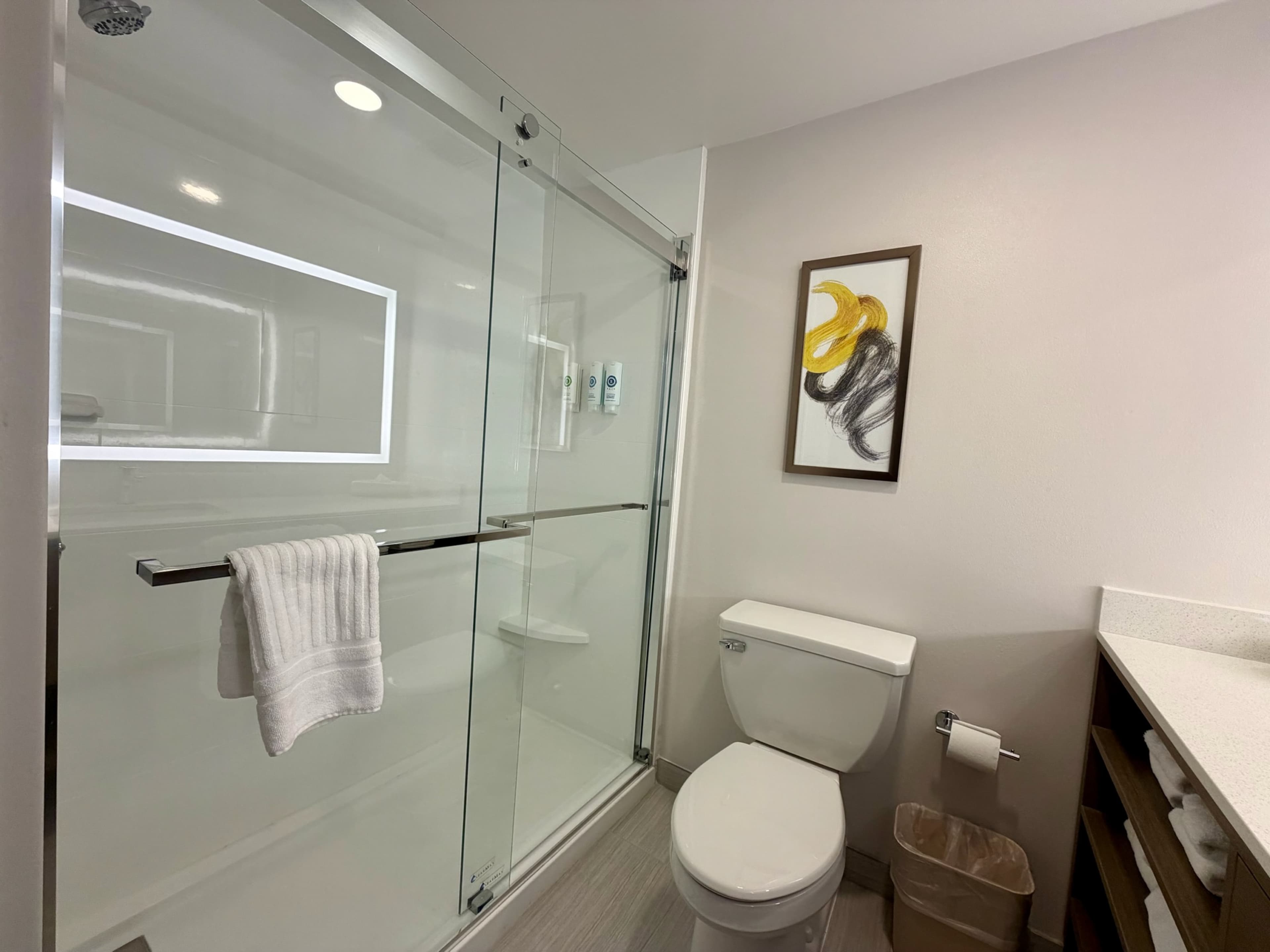 Comfort Inn & Suites Sturbridge-Brimfield — 18