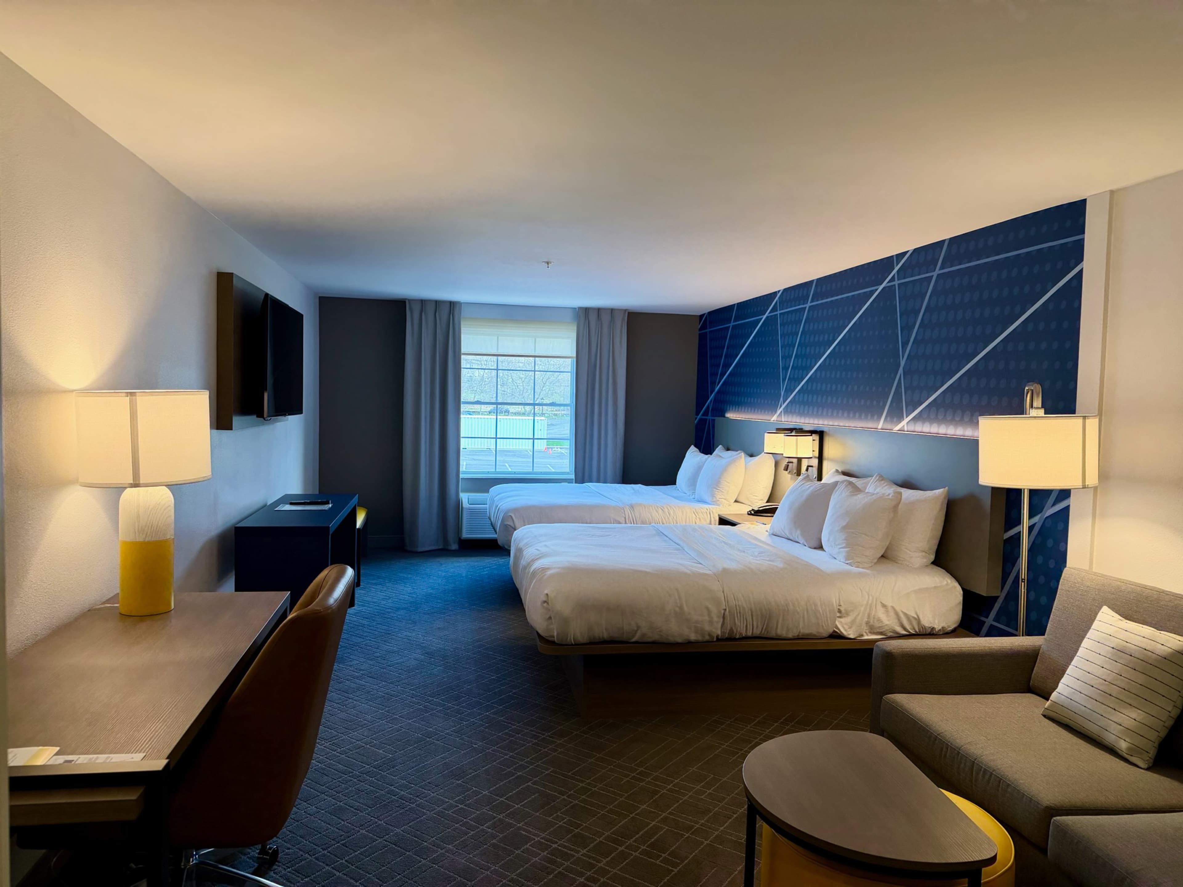 Comfort Inn & Suites Sturbridge-Brimfield — 22
