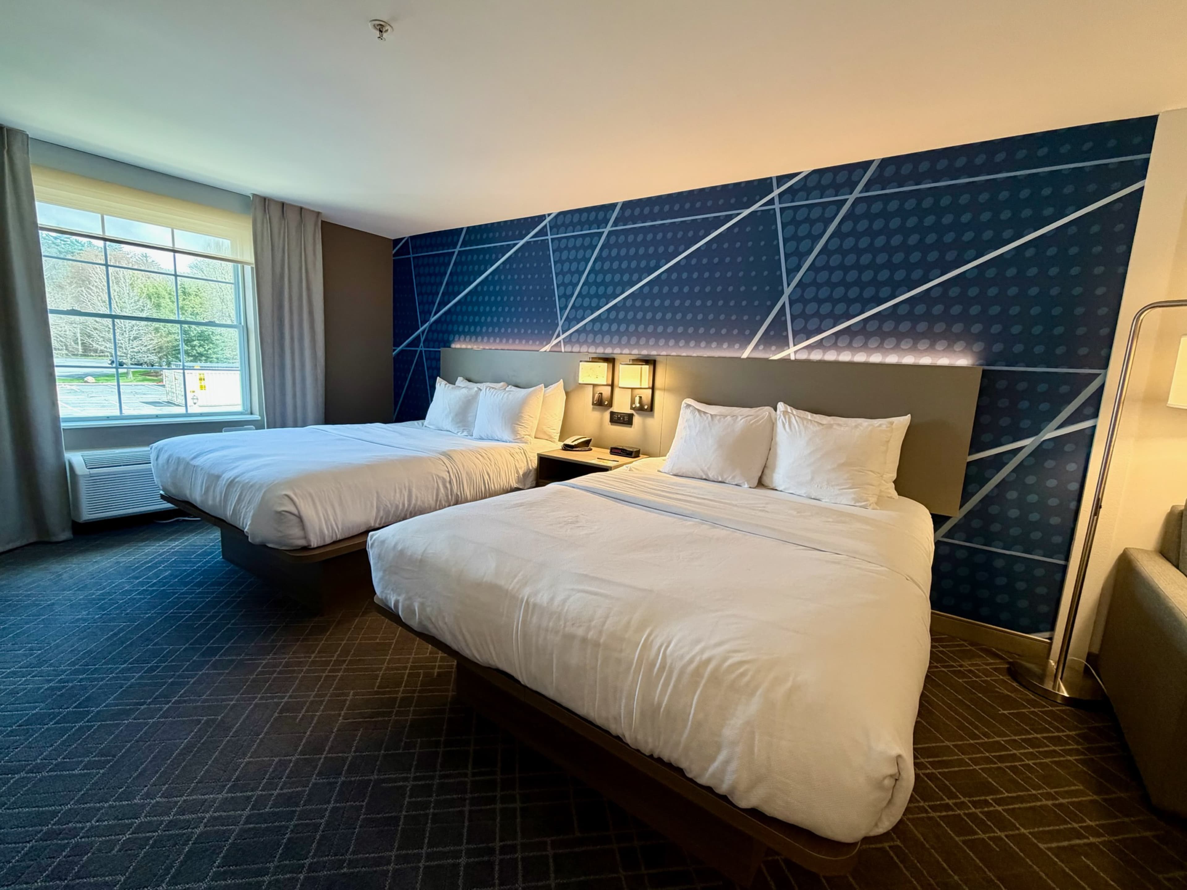 Comfort Inn & Suites Sturbridge-Brimfield — 23