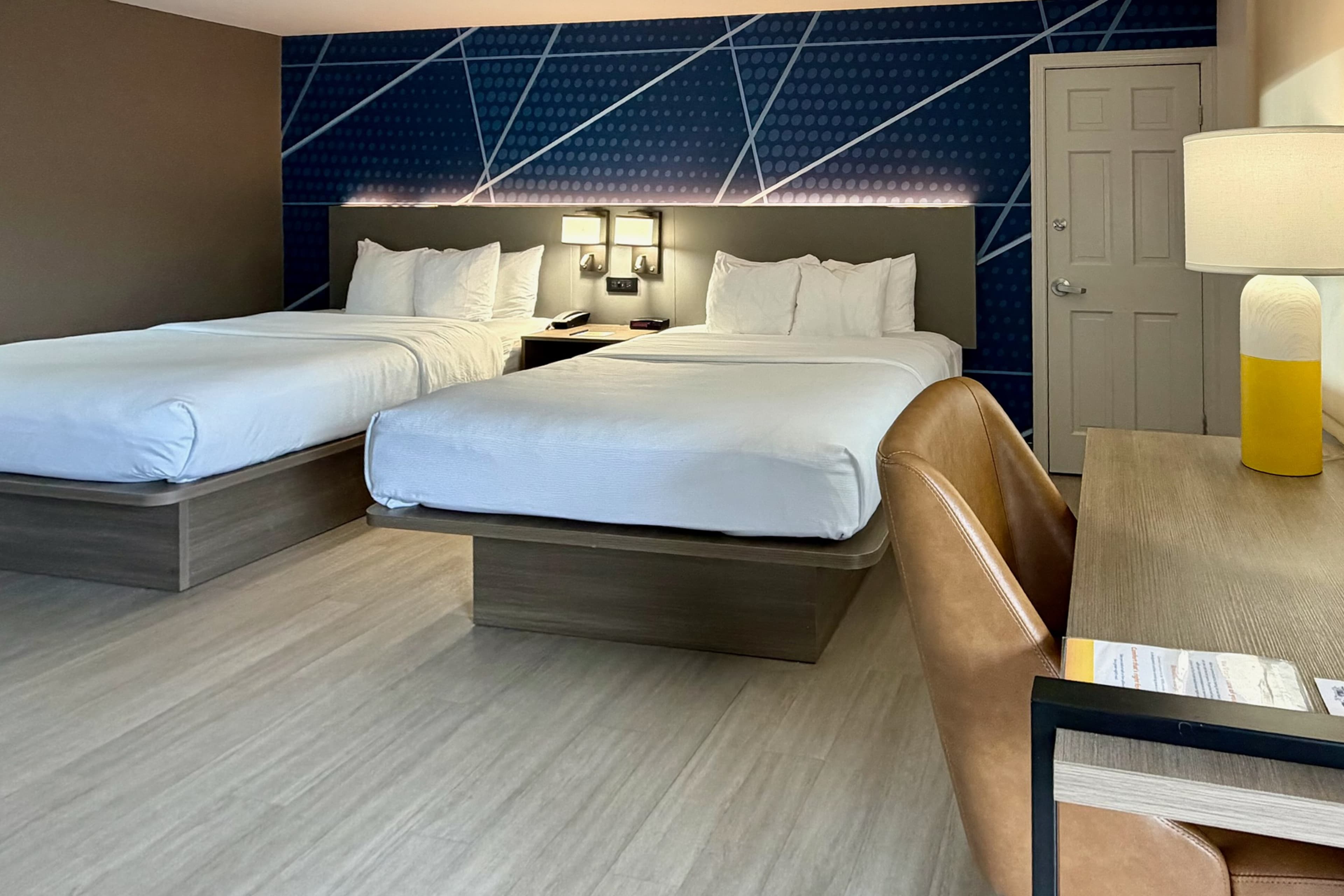 Comfort Inn & Suites Sturbridge-Brimfield — 33