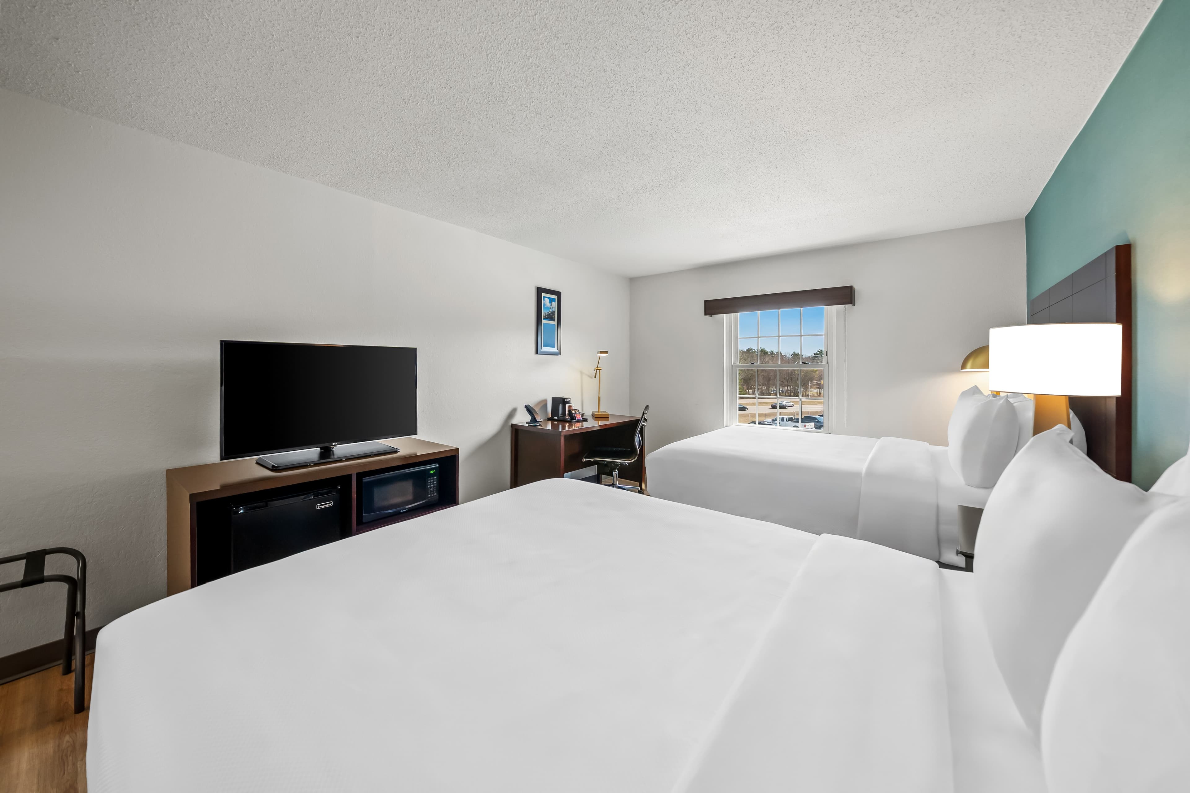 Comfort Inn Foxboro - Mansfield - Image 3