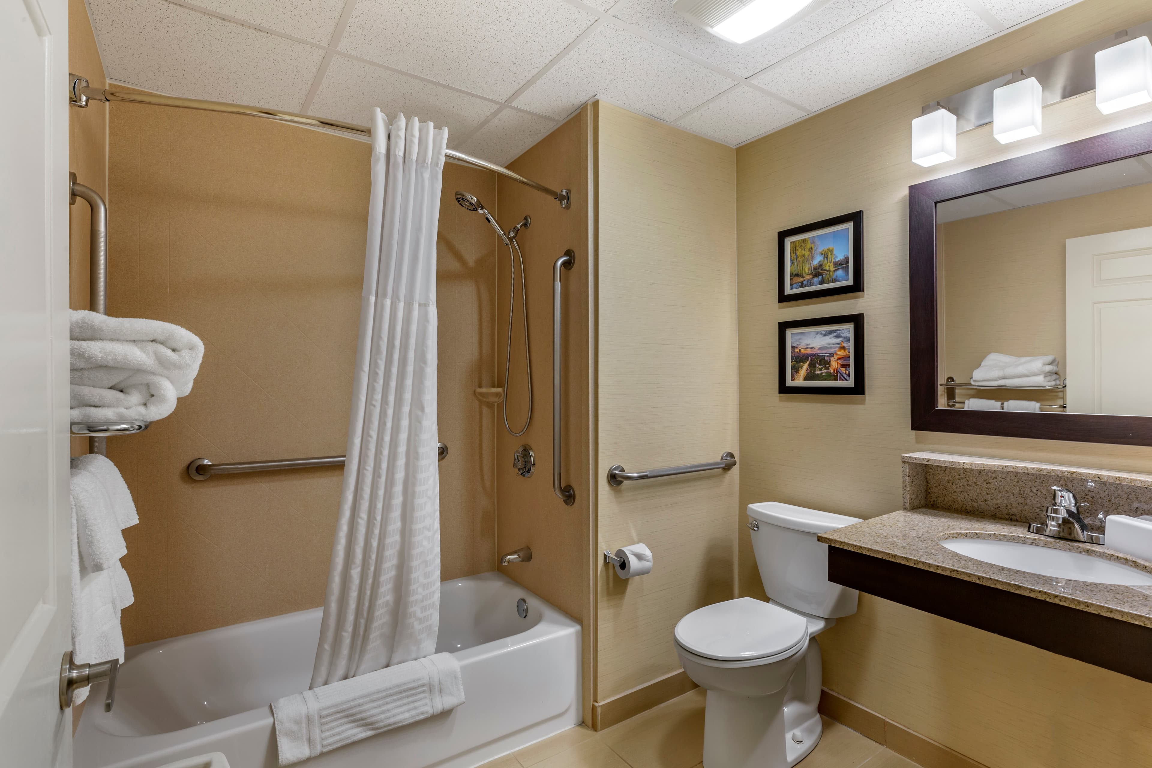 Comfort Inn Rockland - Boston — 9