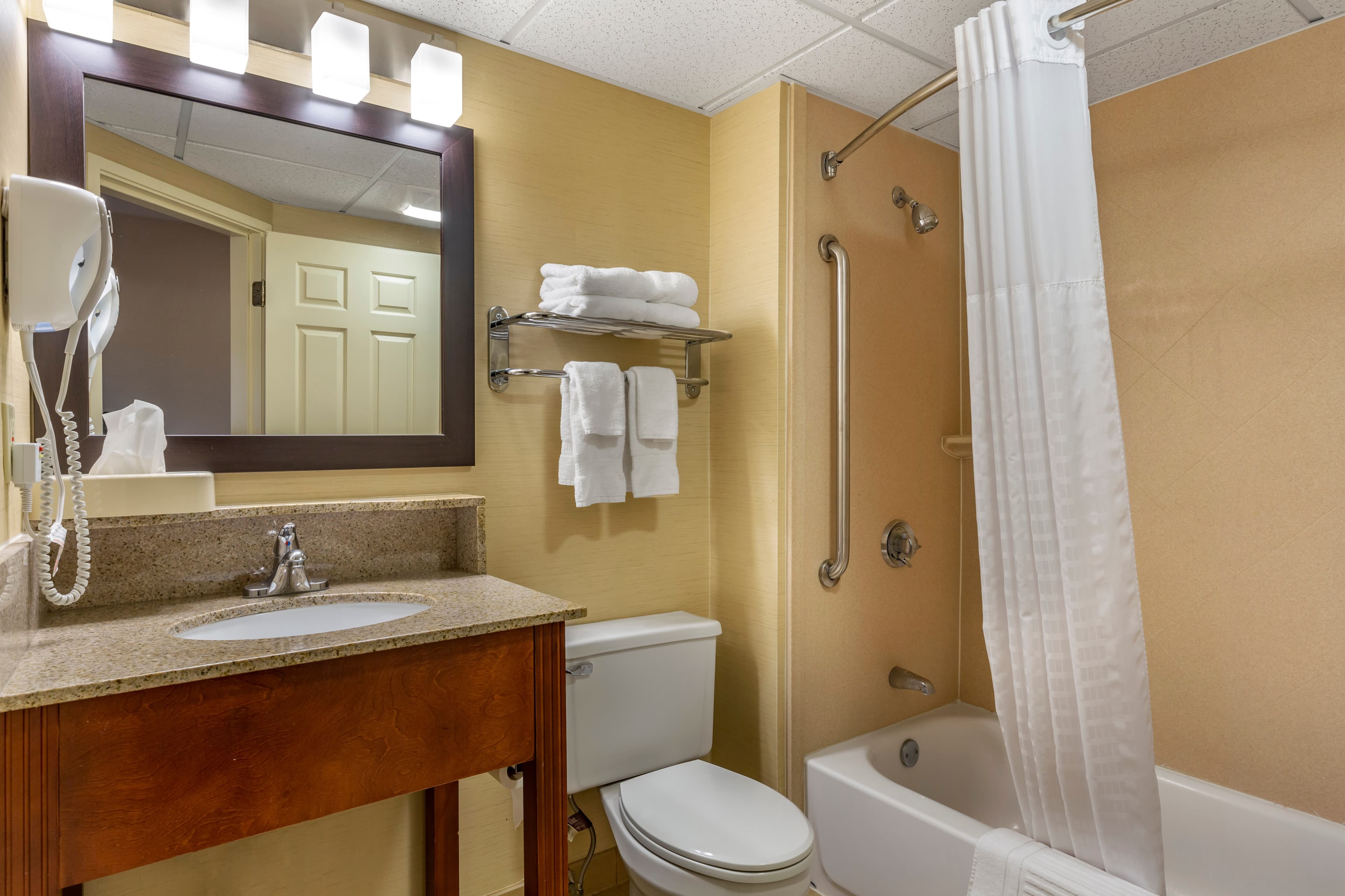 Comfort Inn Rockland - Boston — 27