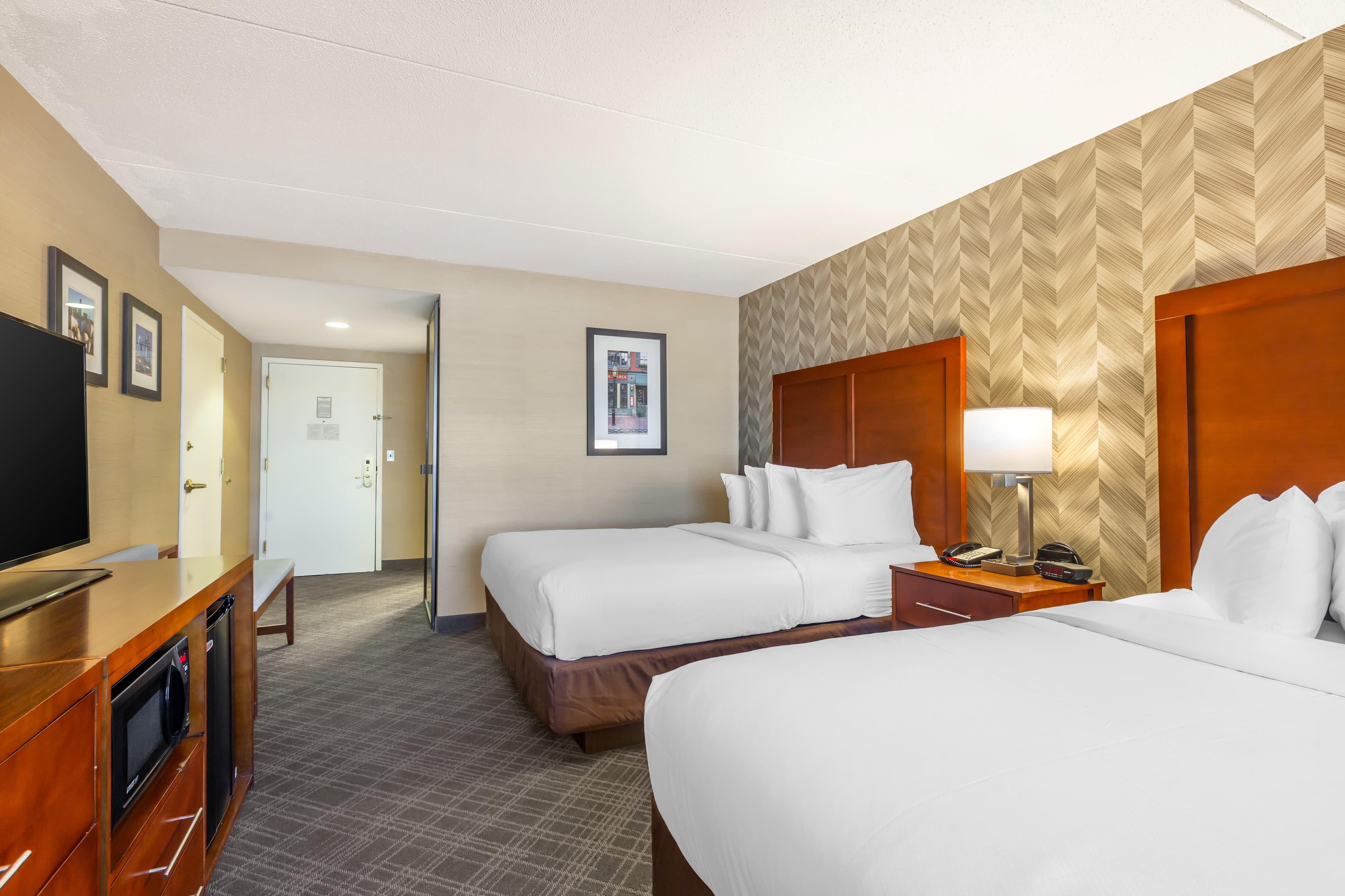 Comfort Inn & Suites Logan International Airport — 4