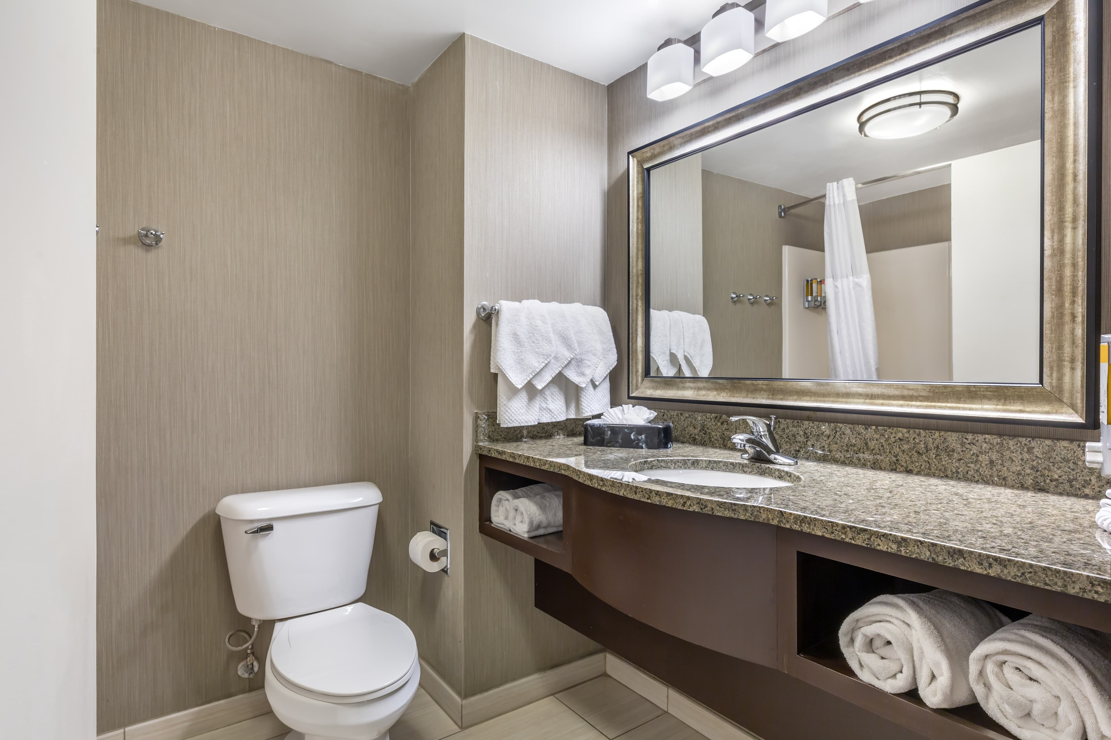 Comfort Inn & Suites Logan International Airport — 15