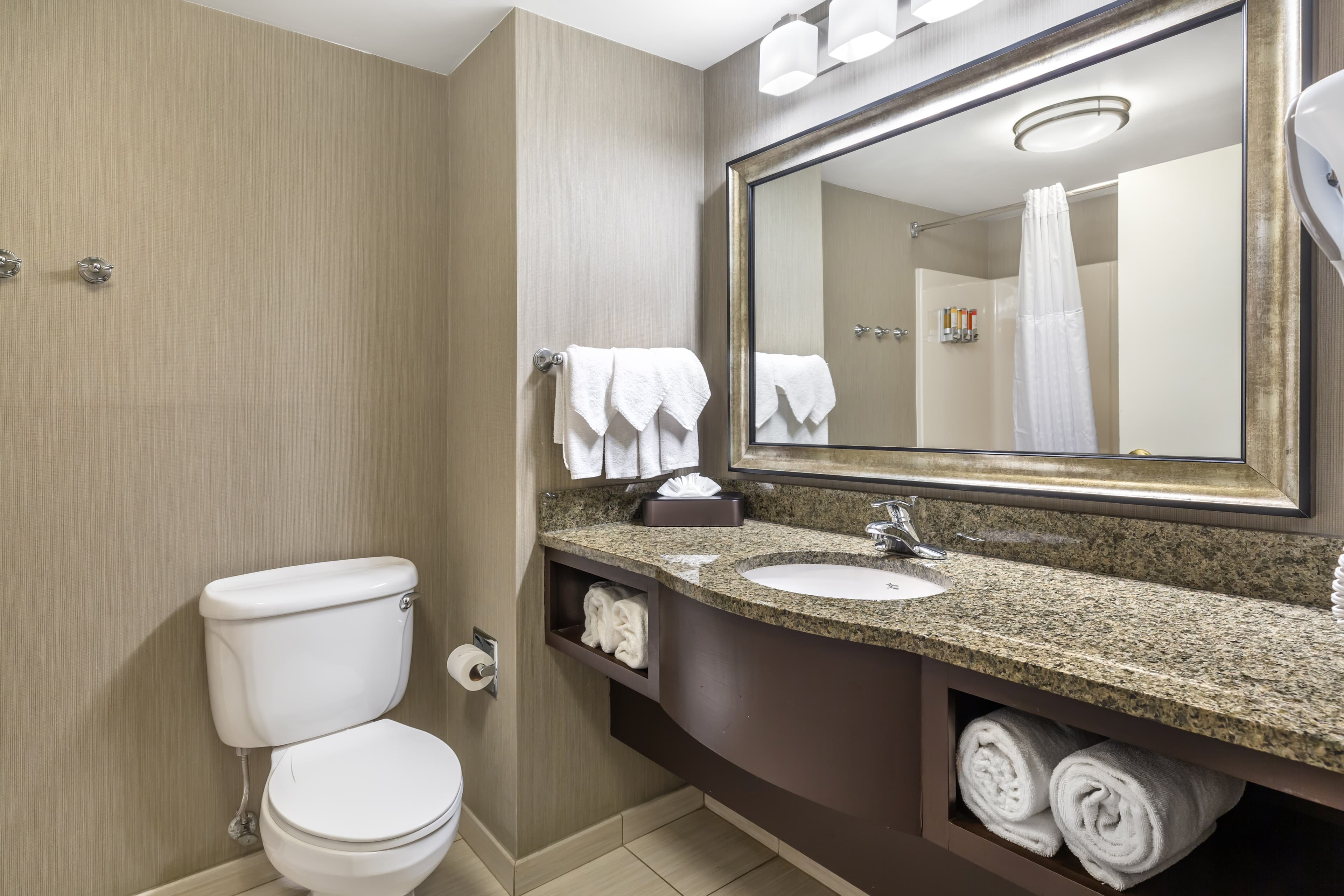 Comfort Inn & Suites Logan International Airport — 13
