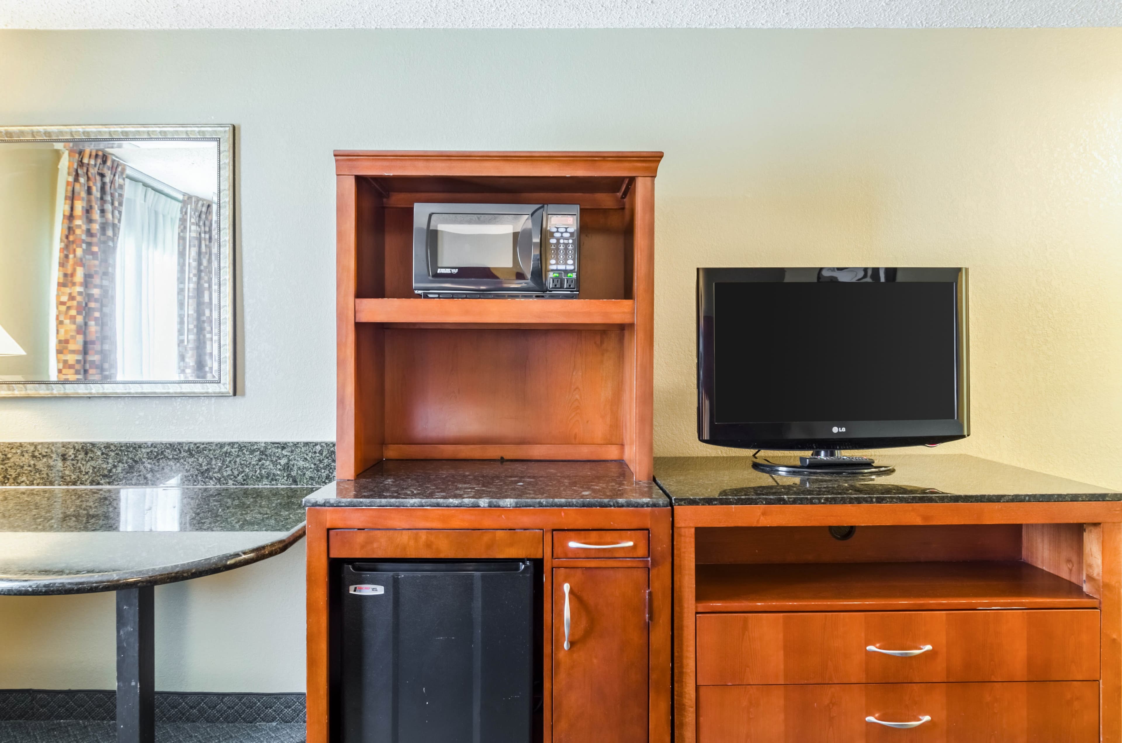 Quality Inn Chicopee-Springfield — 7