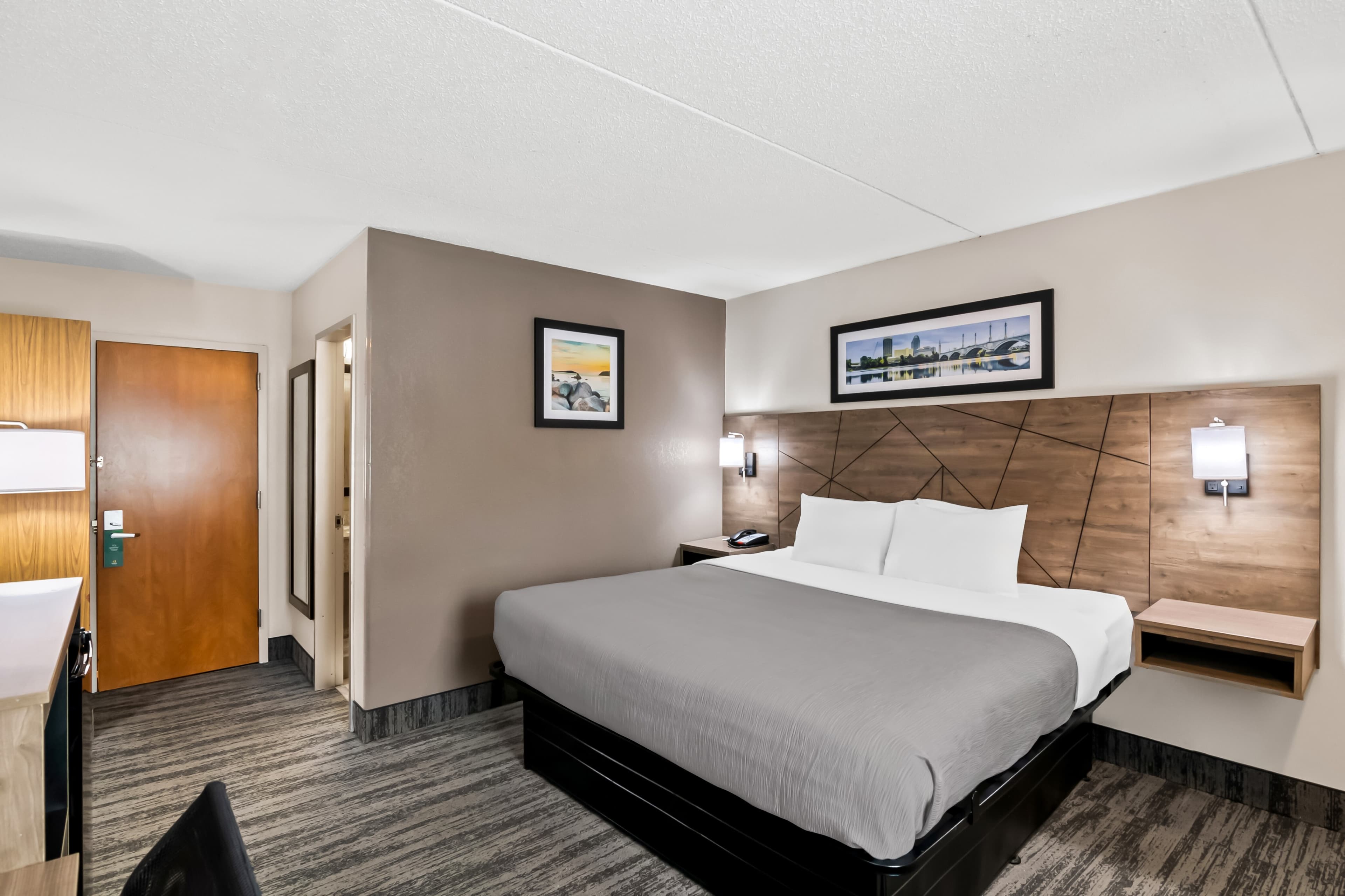 Quality Inn Westfield - Springfield - Image 3